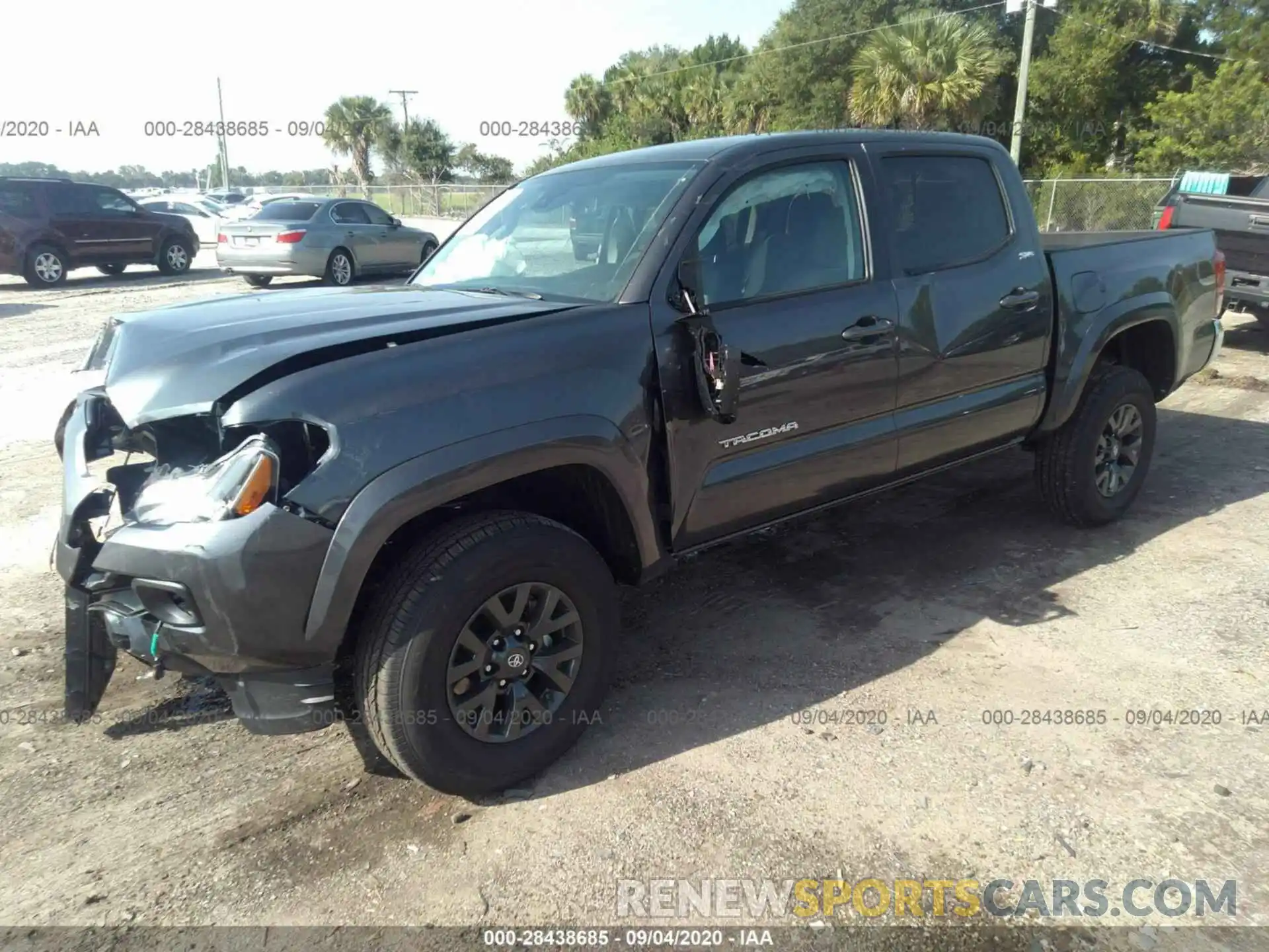 2 Photograph of a damaged car 3TMAZ5CN0LM134037 TOYOTA TACOMA 2WD 2020