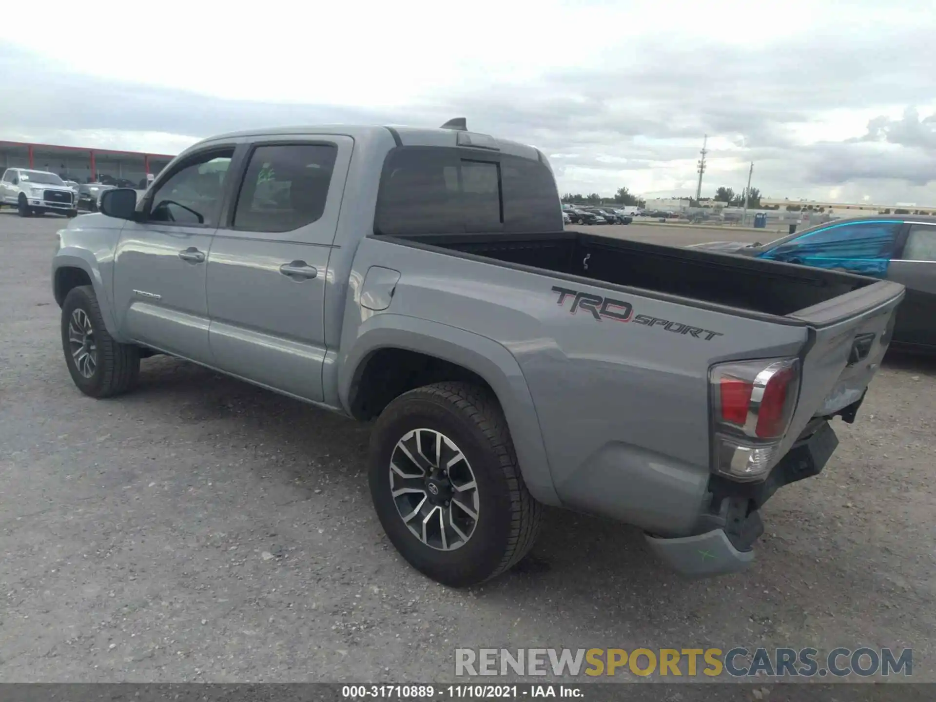 3 Photograph of a damaged car 3TMAZ5CN1LM123595 TOYOTA TACOMA 2WD 2020