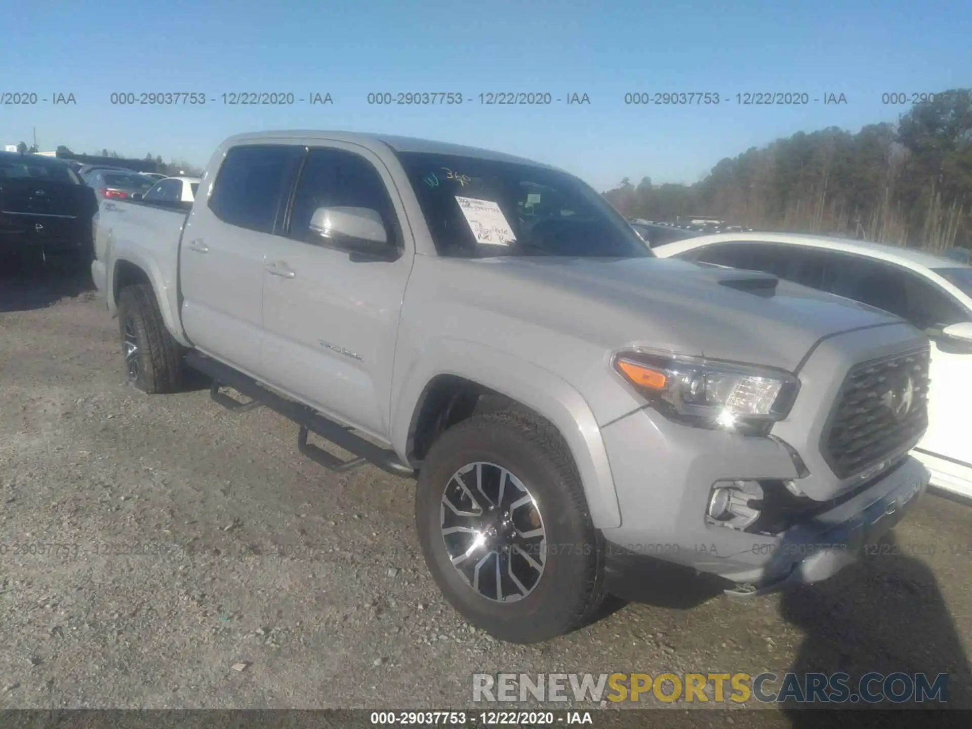 1 Photograph of a damaged car 3TMAZ5CN1LM131194 TOYOTA TACOMA 2WD 2020