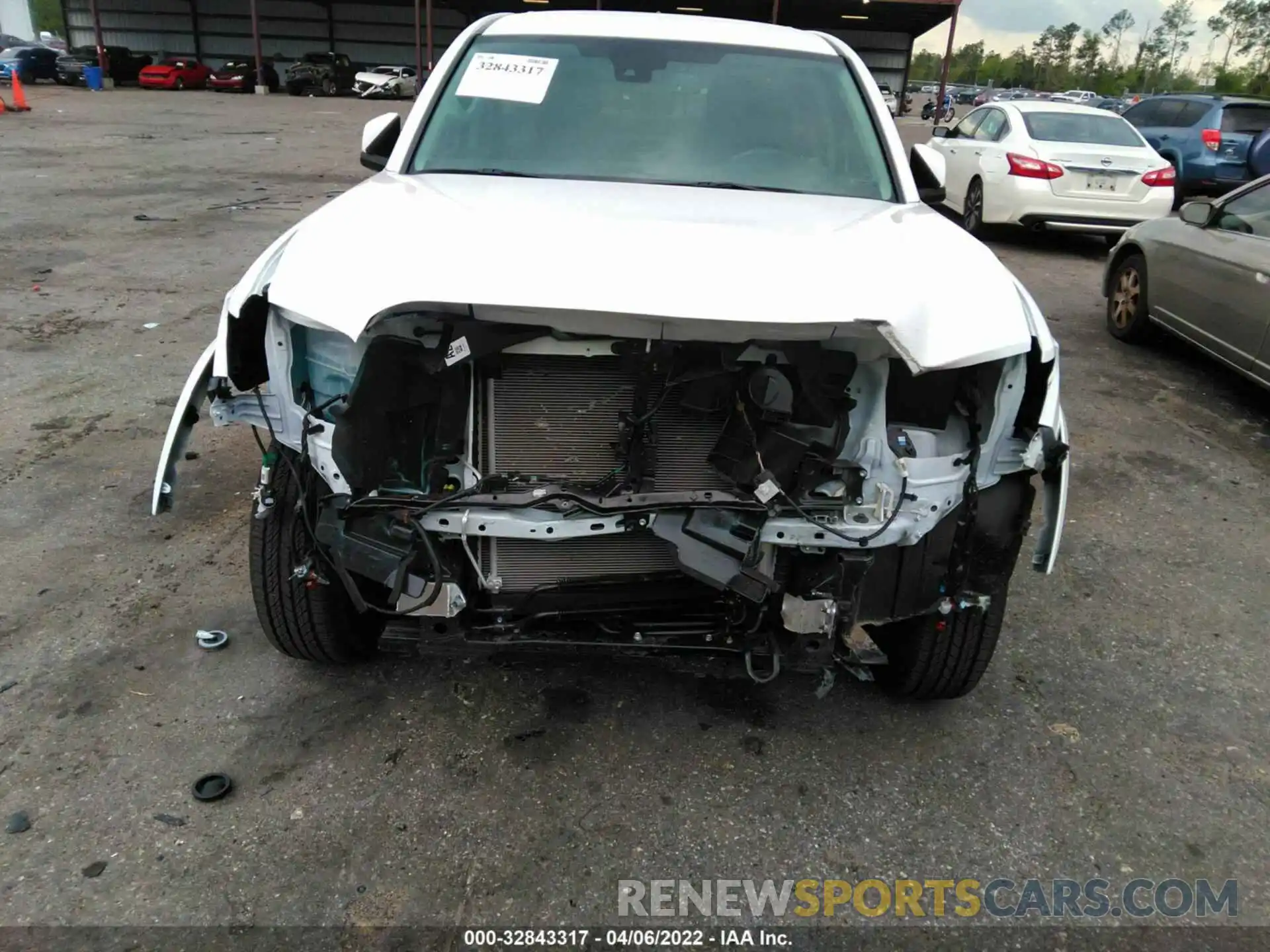 6 Photograph of a damaged car 3TMAZ5CN1LM135617 TOYOTA TACOMA 2WD 2020