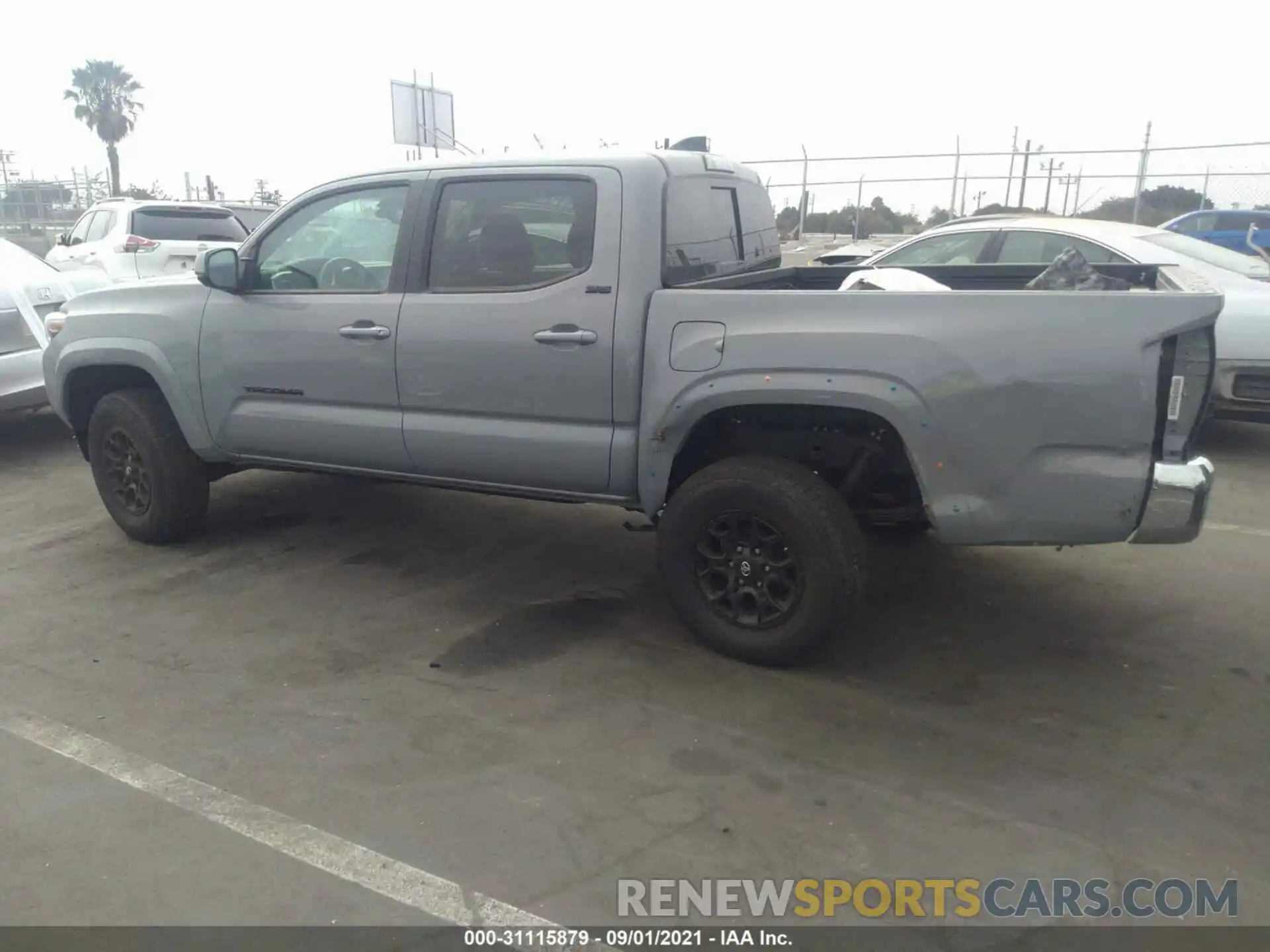 3 Photograph of a damaged car 3TMAZ5CN1LM135844 TOYOTA TACOMA 2WD 2020