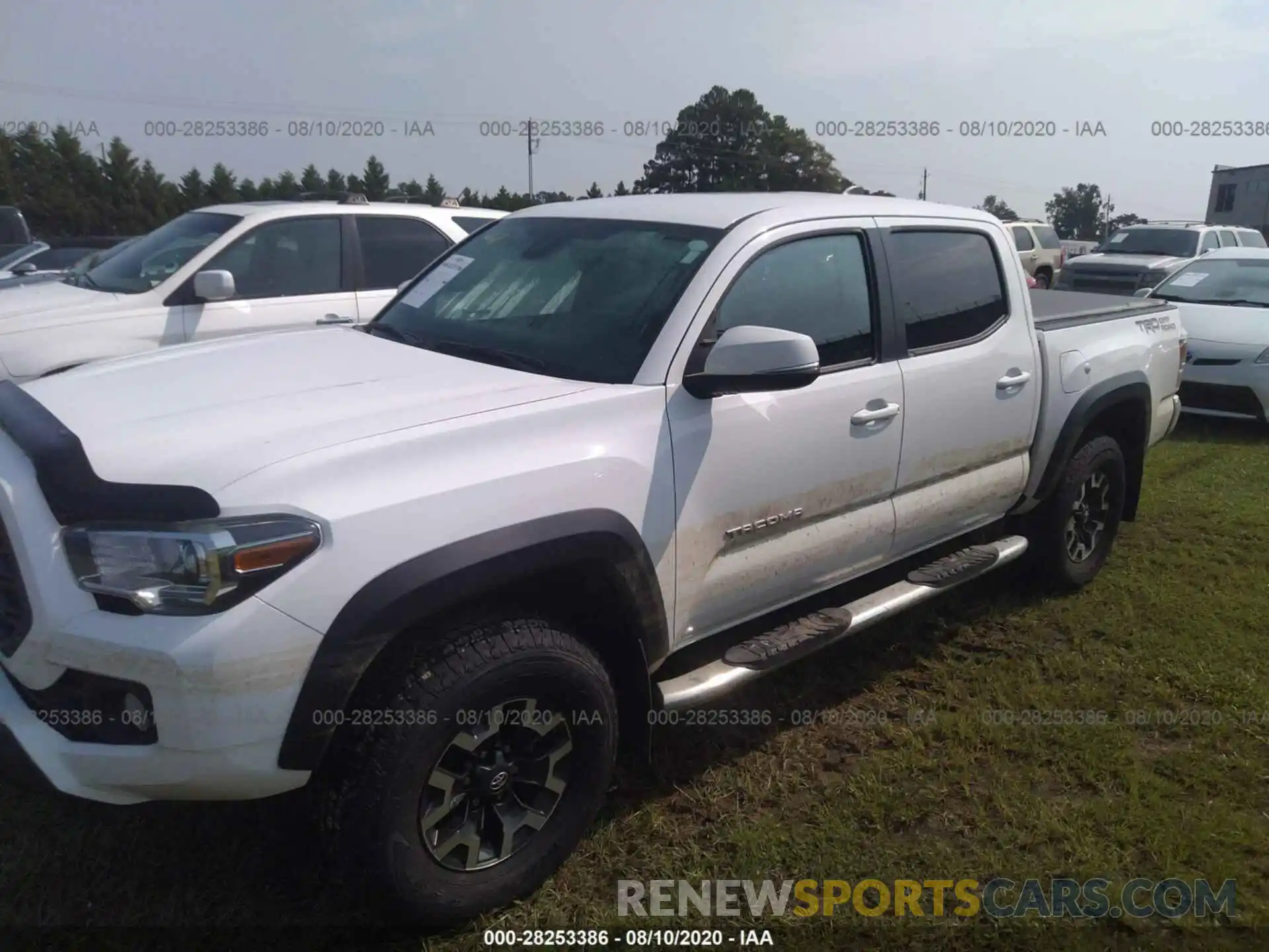 2 Photograph of a damaged car 3TMAZ5CN2LM124724 TOYOTA TACOMA 2WD 2020