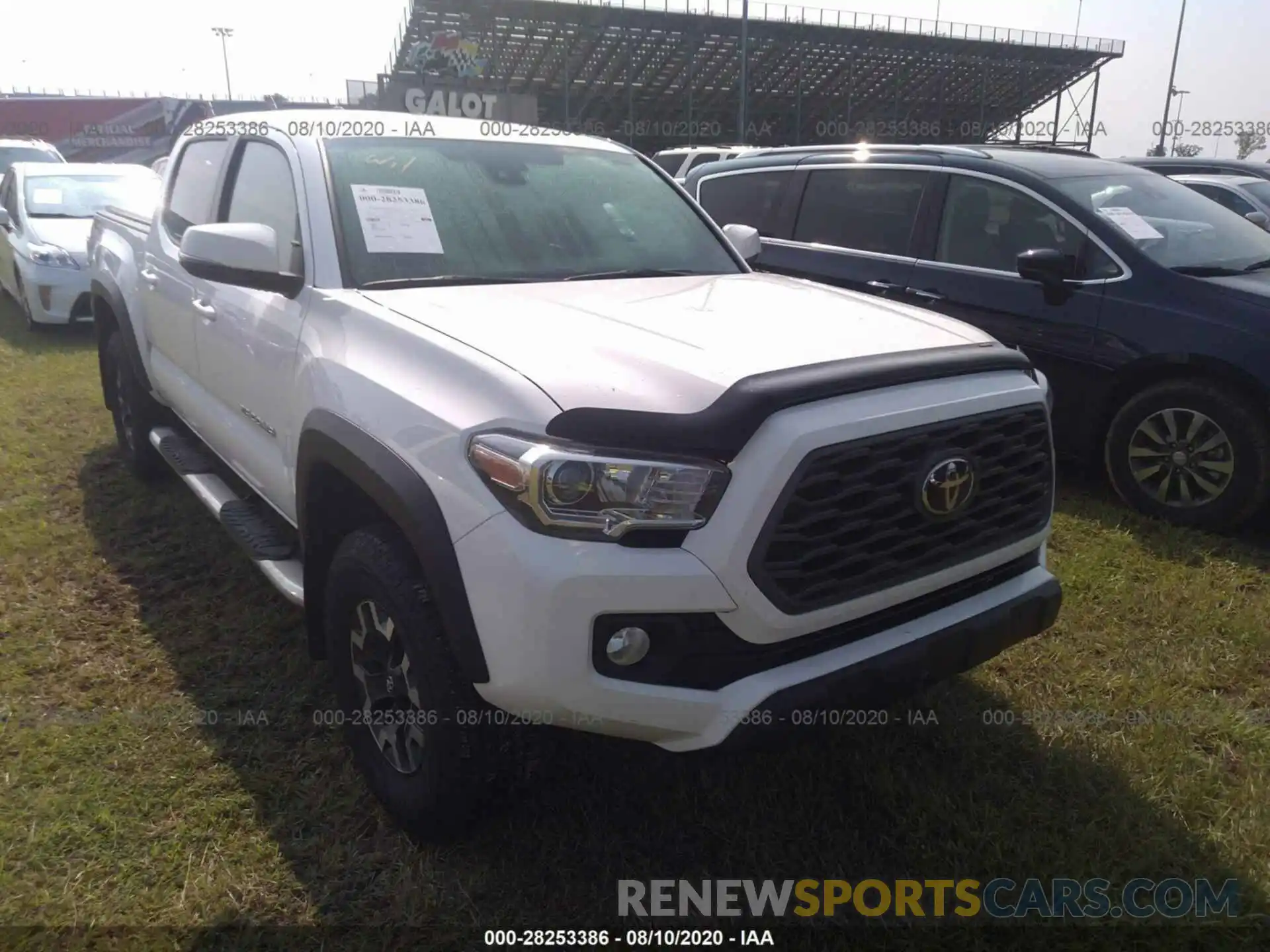 6 Photograph of a damaged car 3TMAZ5CN2LM124724 TOYOTA TACOMA 2WD 2020