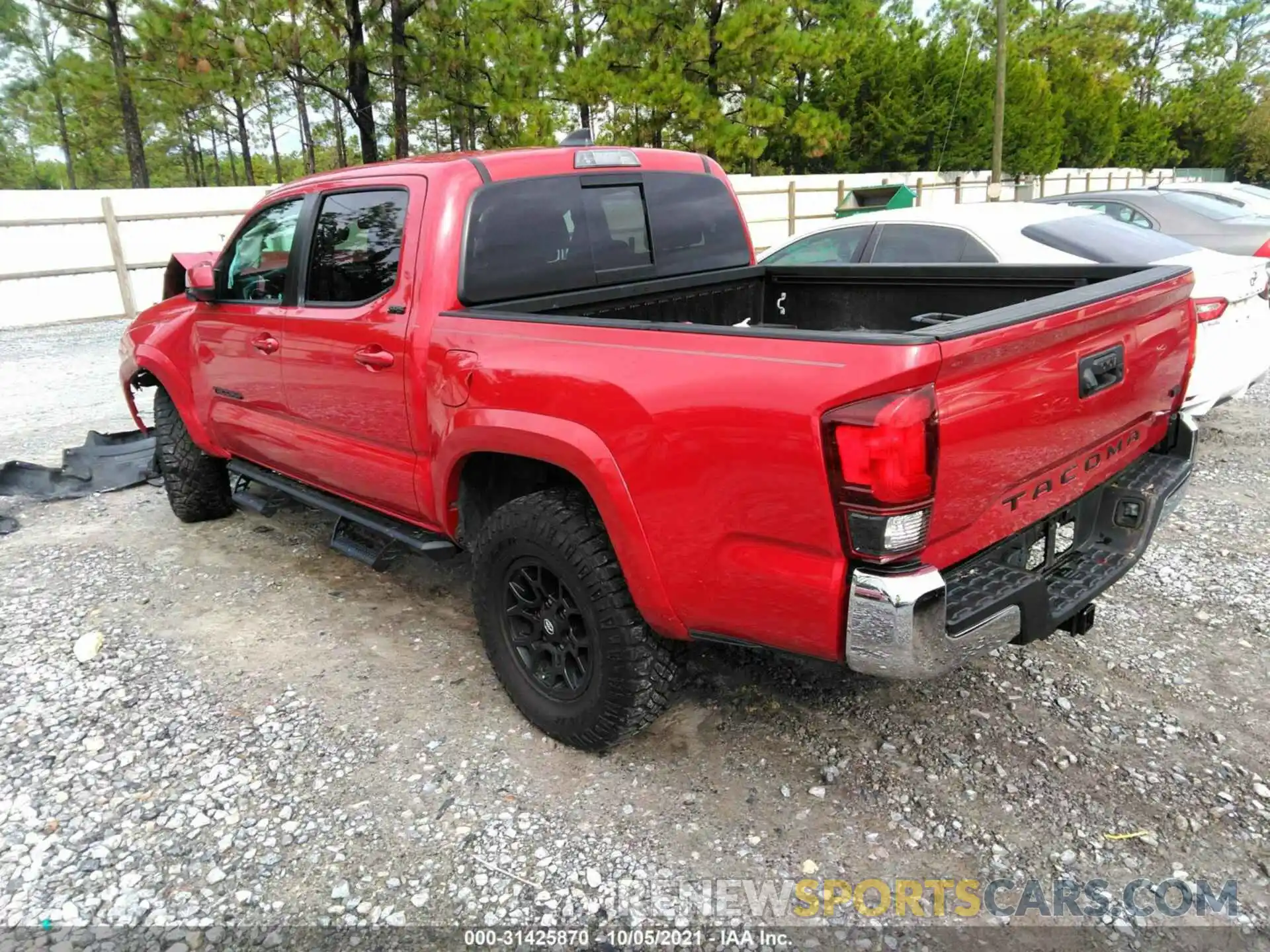 3 Photograph of a damaged car 3TMAZ5CN2LM129129 TOYOTA TACOMA 2WD 2020