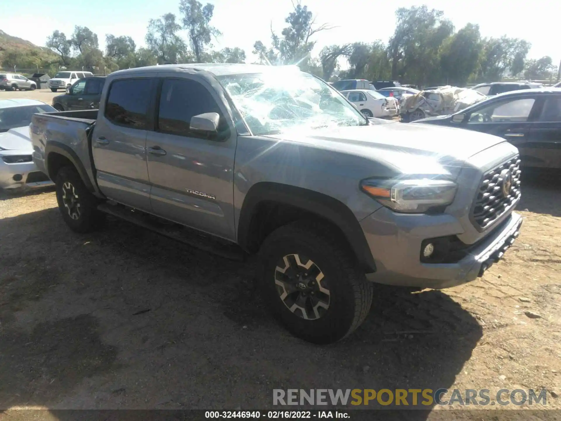 1 Photograph of a damaged car 3TMAZ5CN2LM130233 TOYOTA TACOMA 2WD 2020