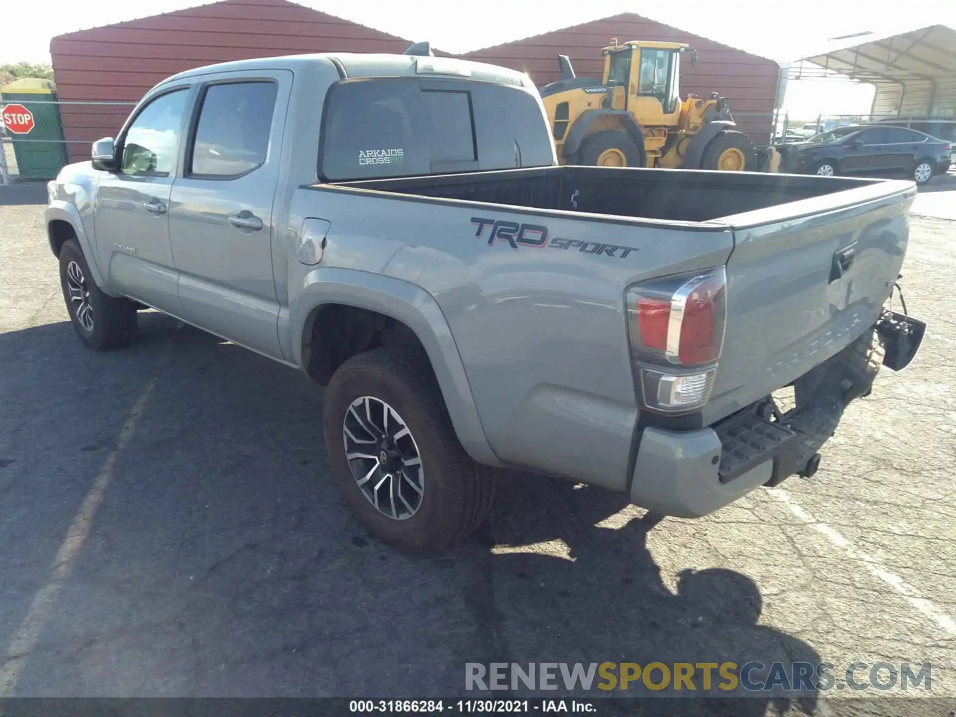 3 Photograph of a damaged car 3TMAZ5CN3LM114624 TOYOTA TACOMA 2WD 2020