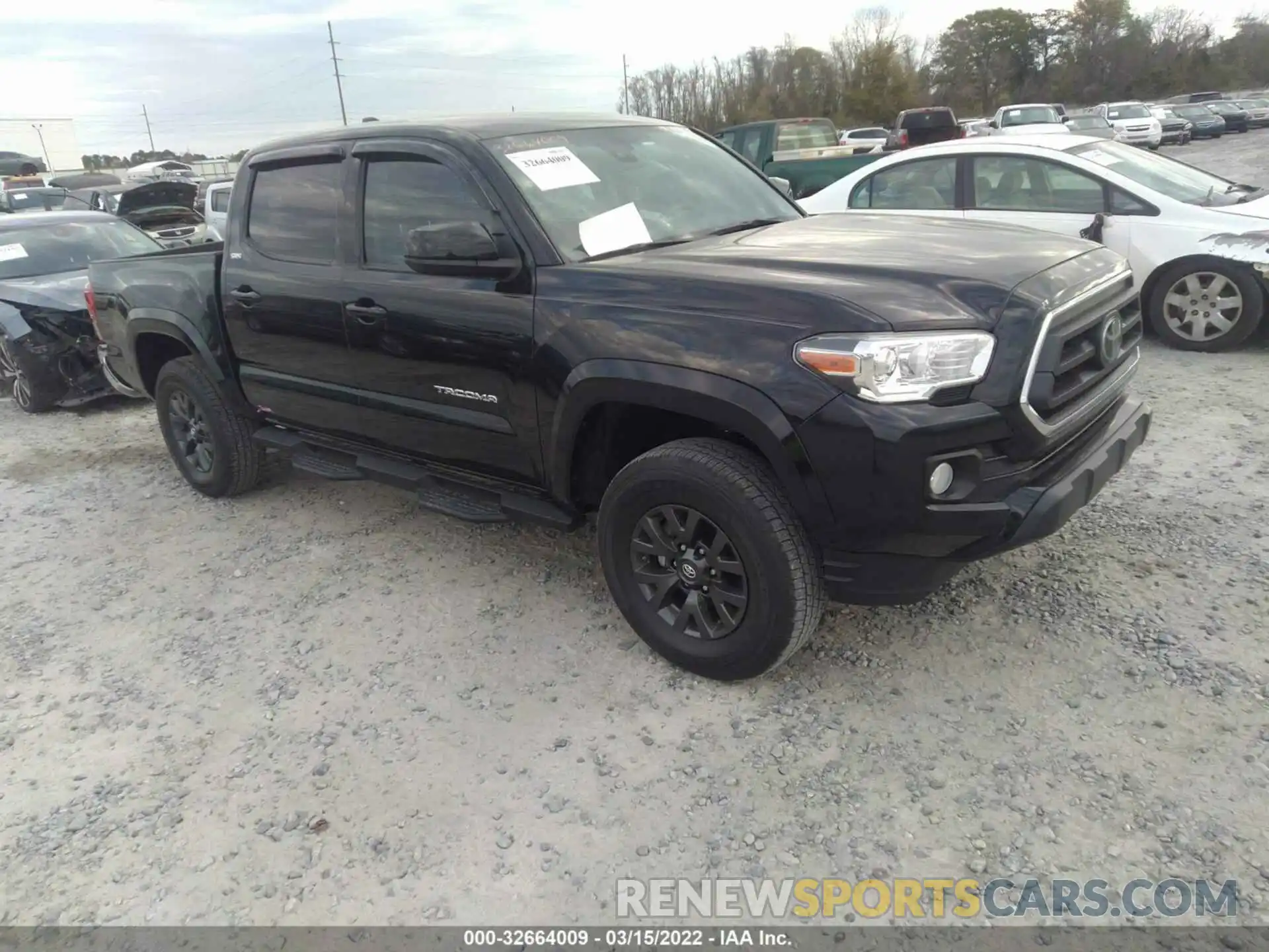 1 Photograph of a damaged car 3TMAZ5CN3LM131231 TOYOTA TACOMA 2WD 2020