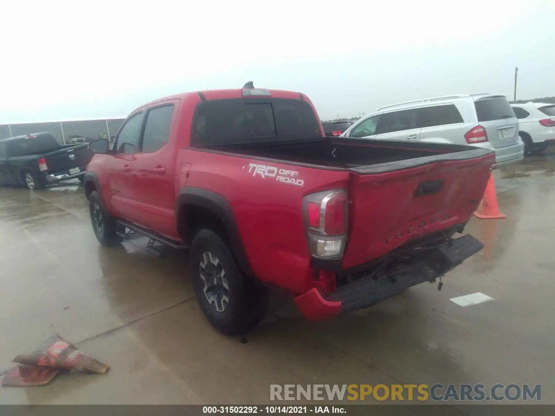 3 Photograph of a damaged car 3TMAZ5CN3LM134209 TOYOTA TACOMA 2WD 2020