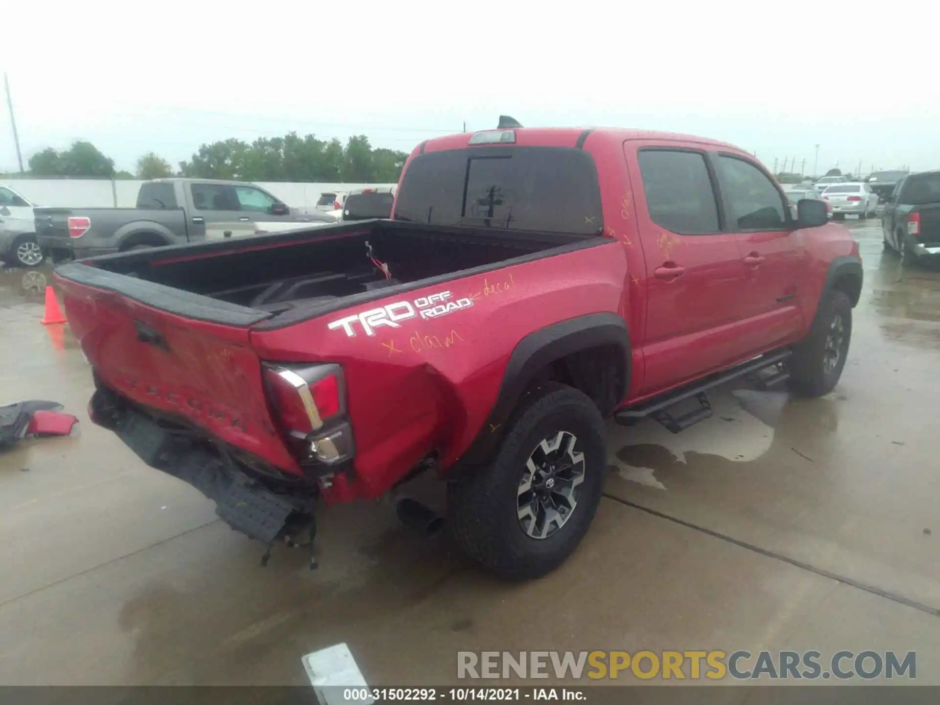 4 Photograph of a damaged car 3TMAZ5CN3LM134209 TOYOTA TACOMA 2WD 2020