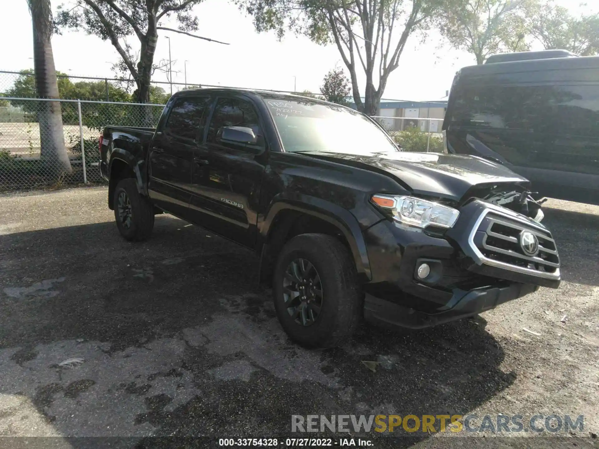 1 Photograph of a damaged car 3TMAZ5CN4LM116124 TOYOTA TACOMA 2WD 2020