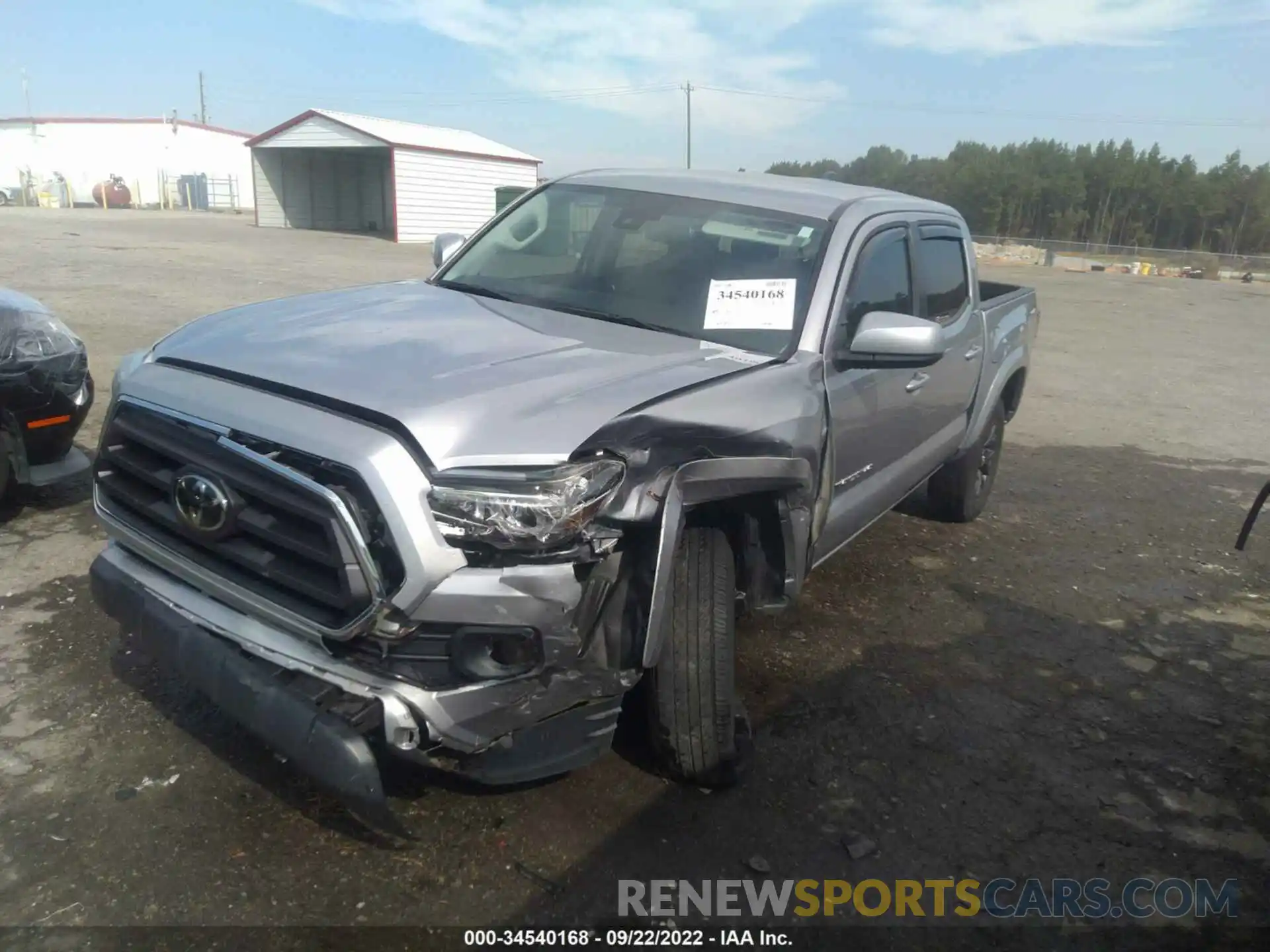 2 Photograph of a damaged car 3TMAZ5CN4LM122800 TOYOTA TACOMA 2WD 2020