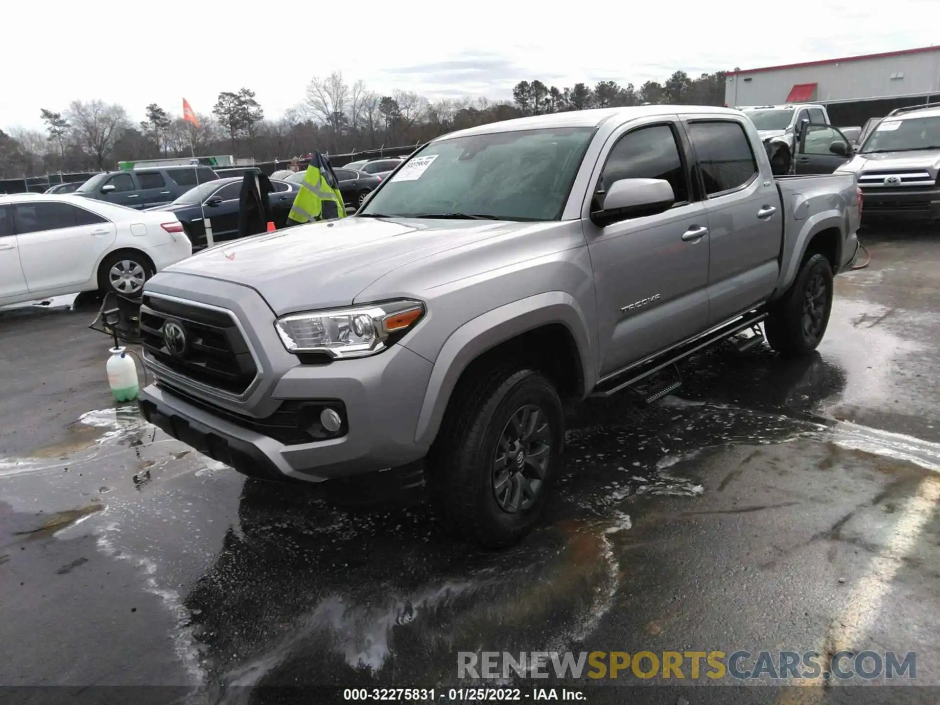 2 Photograph of a damaged car 3TMAZ5CN4LM129732 TOYOTA TACOMA 2WD 2020