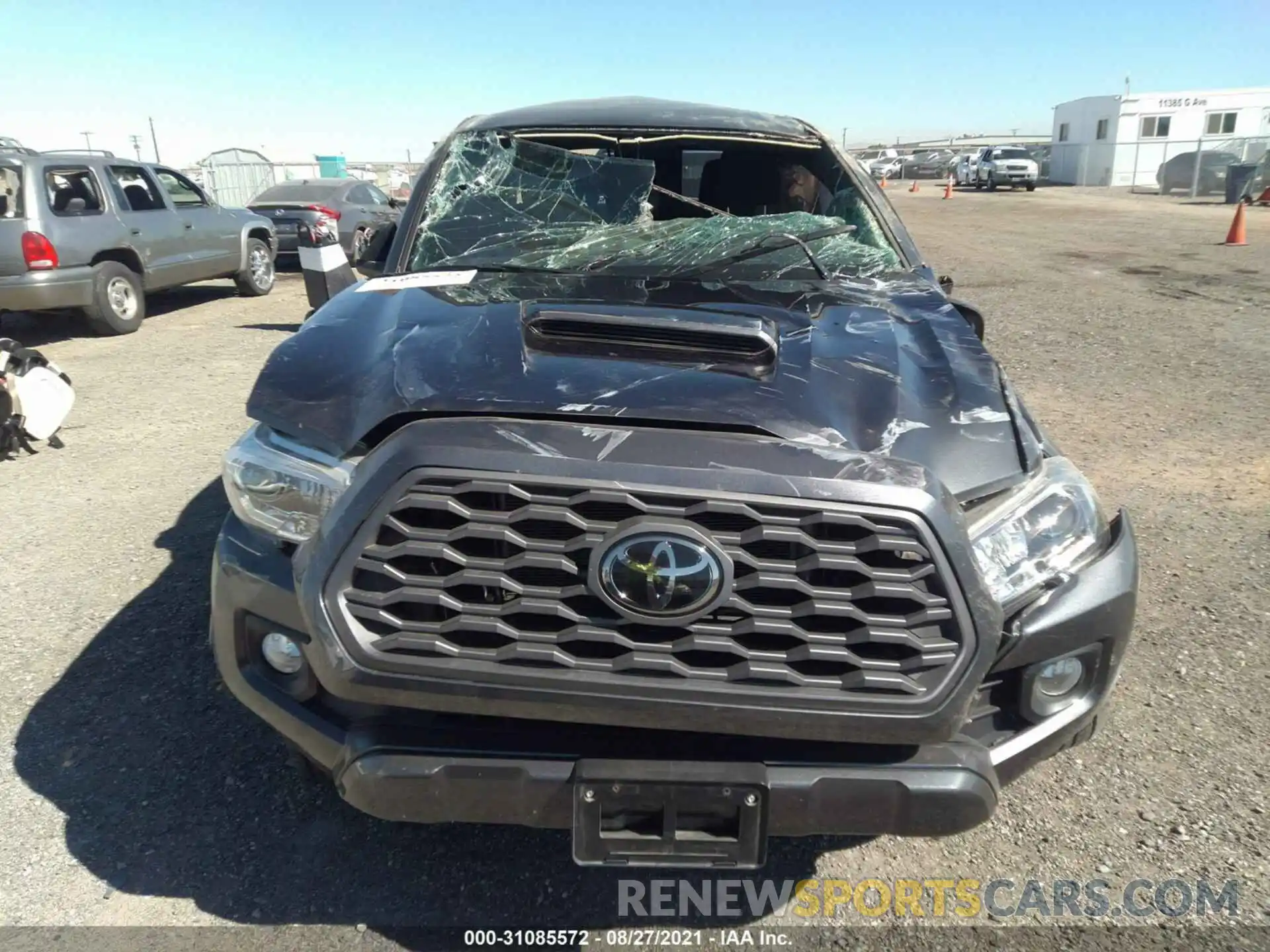 6 Photograph of a damaged car 3TMAZ5CN4LM139953 TOYOTA TACOMA 2WD 2020