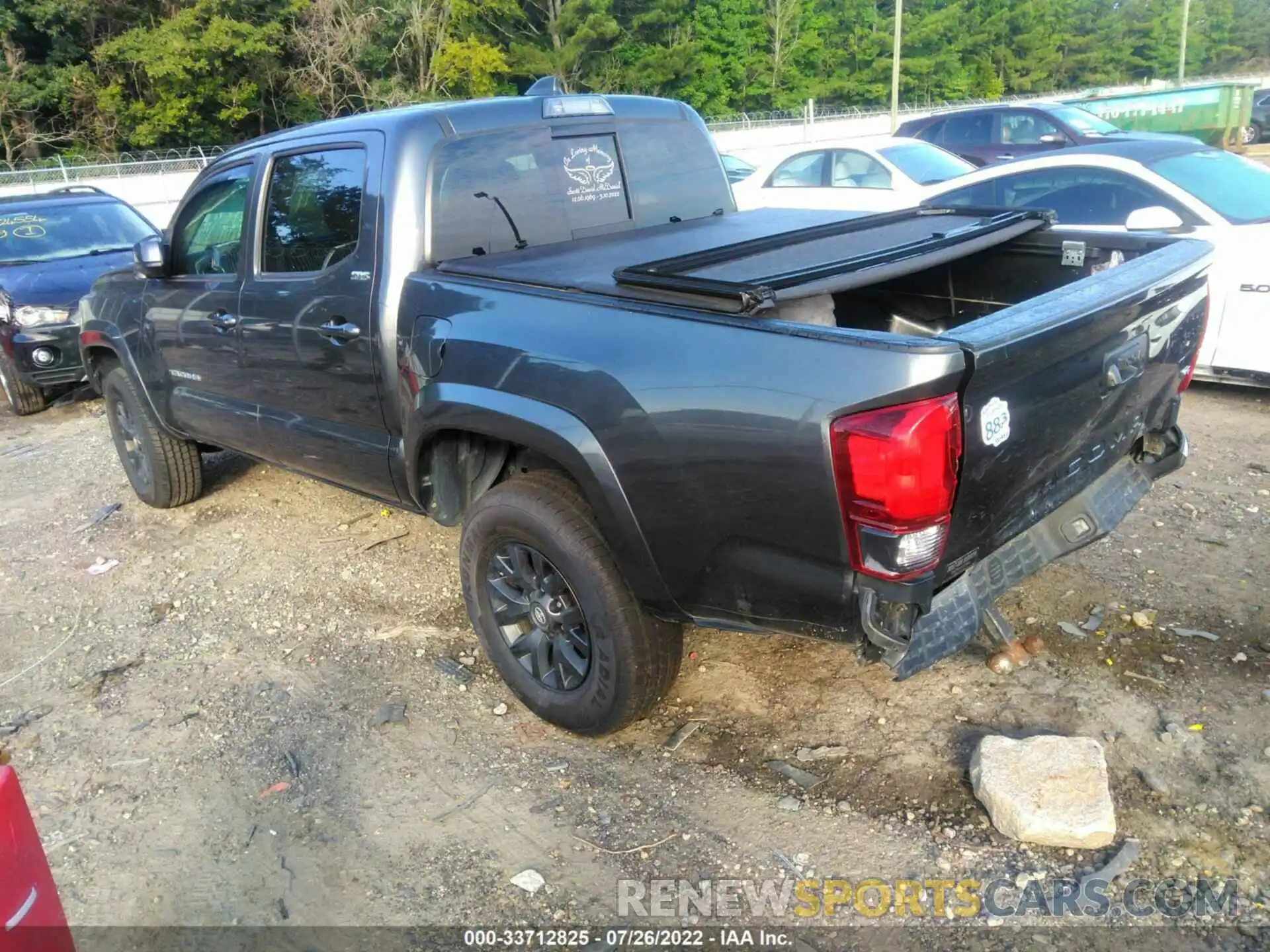 3 Photograph of a damaged car 3TMAZ5CN5LM120358 TOYOTA TACOMA 2WD 2020