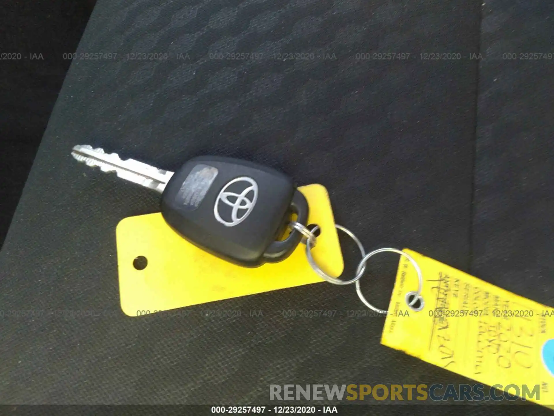 11 Photograph of a damaged car 3TMAZ5CN5LM121364 TOYOTA TACOMA 2WD 2020