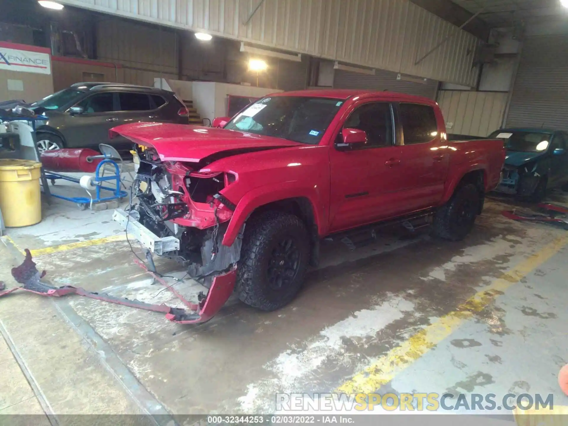 2 Photograph of a damaged car 3TMAZ5CN5LM122529 TOYOTA TACOMA 2WD 2020