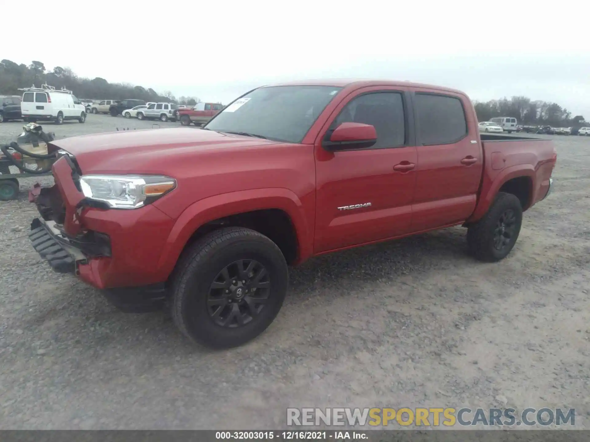 2 Photograph of a damaged car 3TMAZ5CN5LM124829 TOYOTA TACOMA 2WD 2020