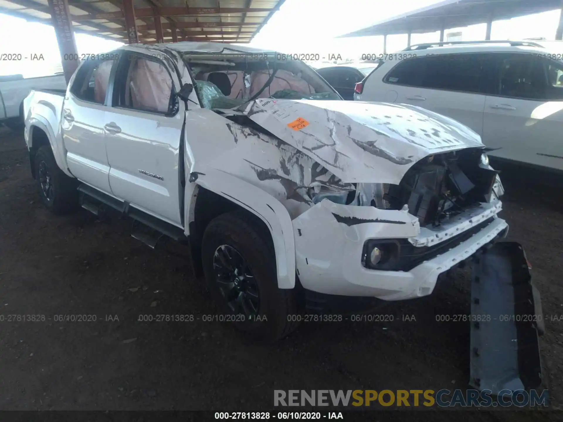 1 Фотография поврежденного автомобиля 3TMAZ5CN5LM128797 TOYOTA TACOMA 2WD 2020