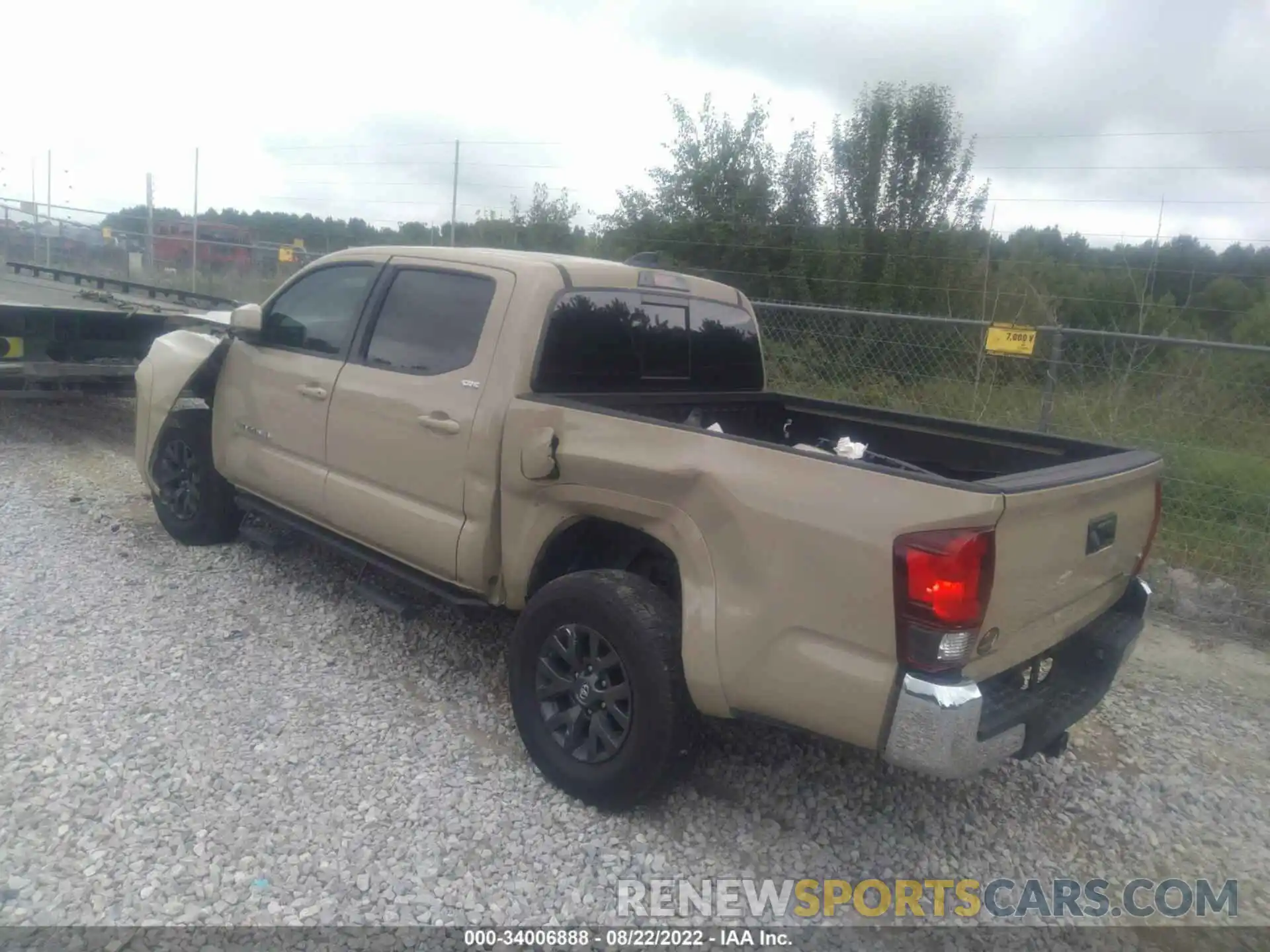 3 Photograph of a damaged car 3TMAZ5CN5LM130744 TOYOTA TACOMA 2WD 2020