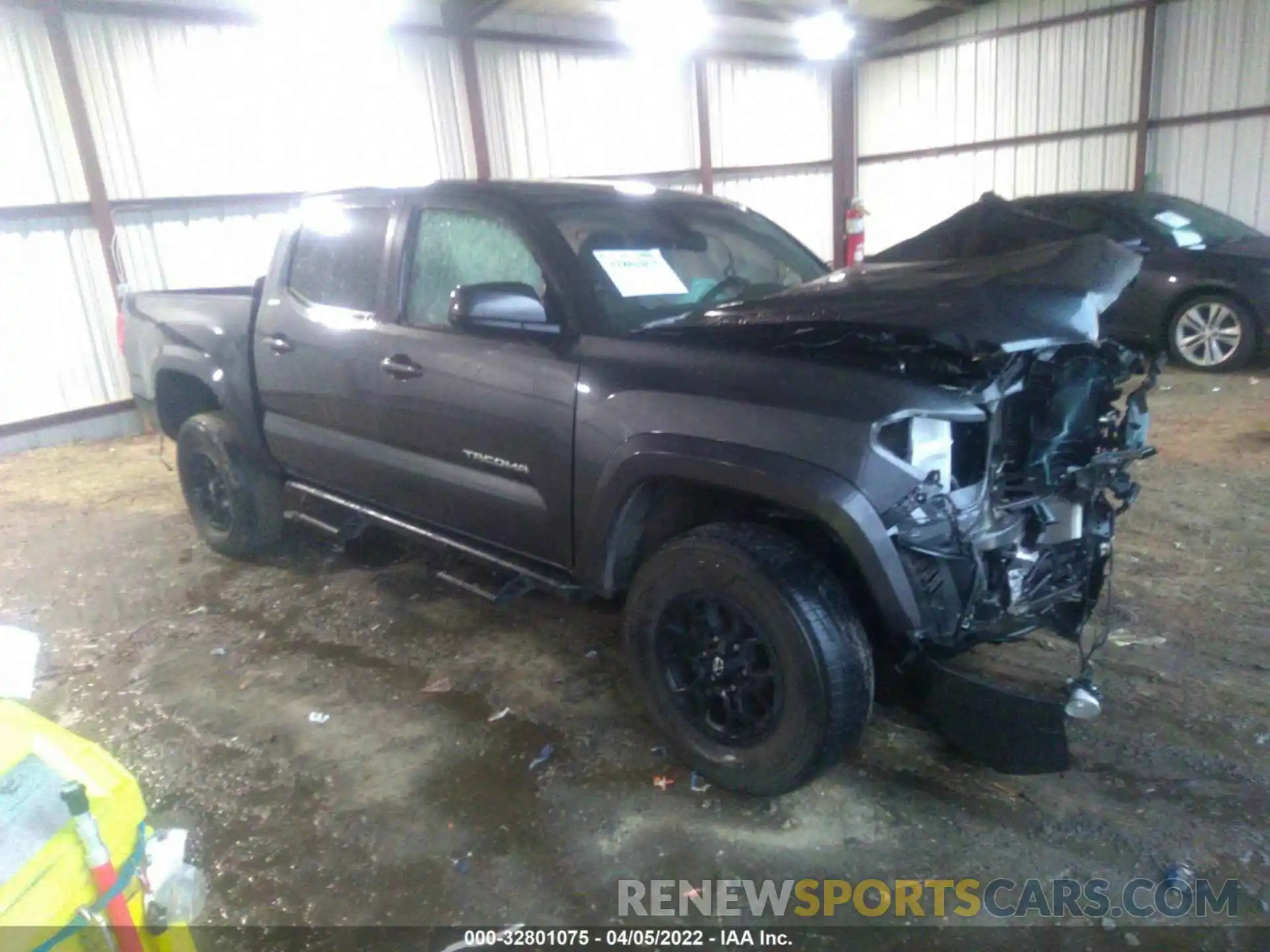 1 Photograph of a damaged car 3TMAZ5CN5LM135085 TOYOTA TACOMA 2WD 2020