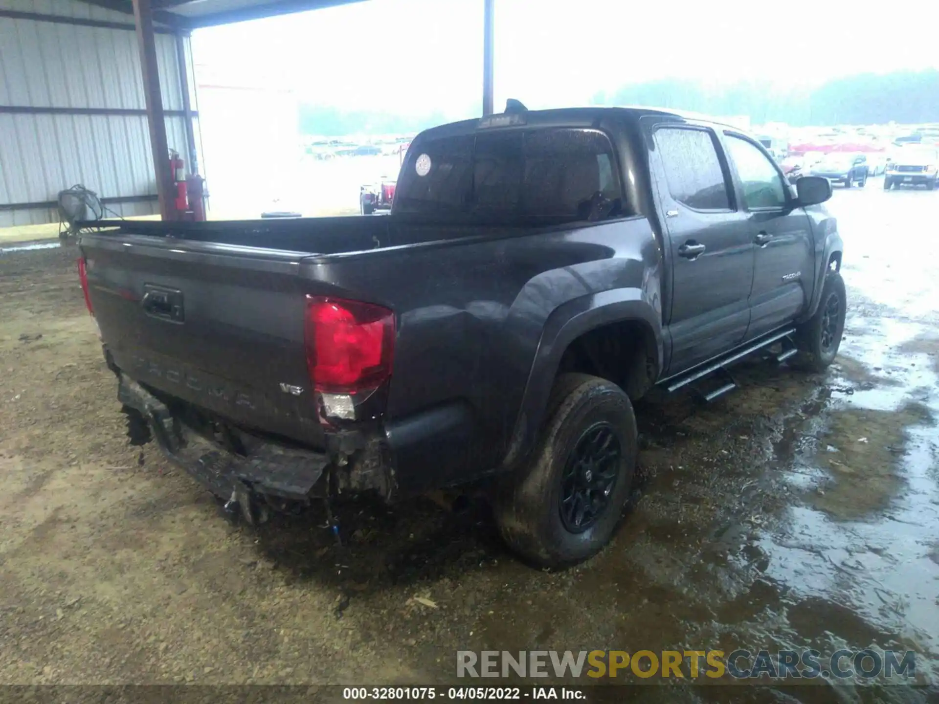 4 Фотография поврежденного автомобиля 3TMAZ5CN5LM135085 TOYOTA TACOMA 2WD 2020