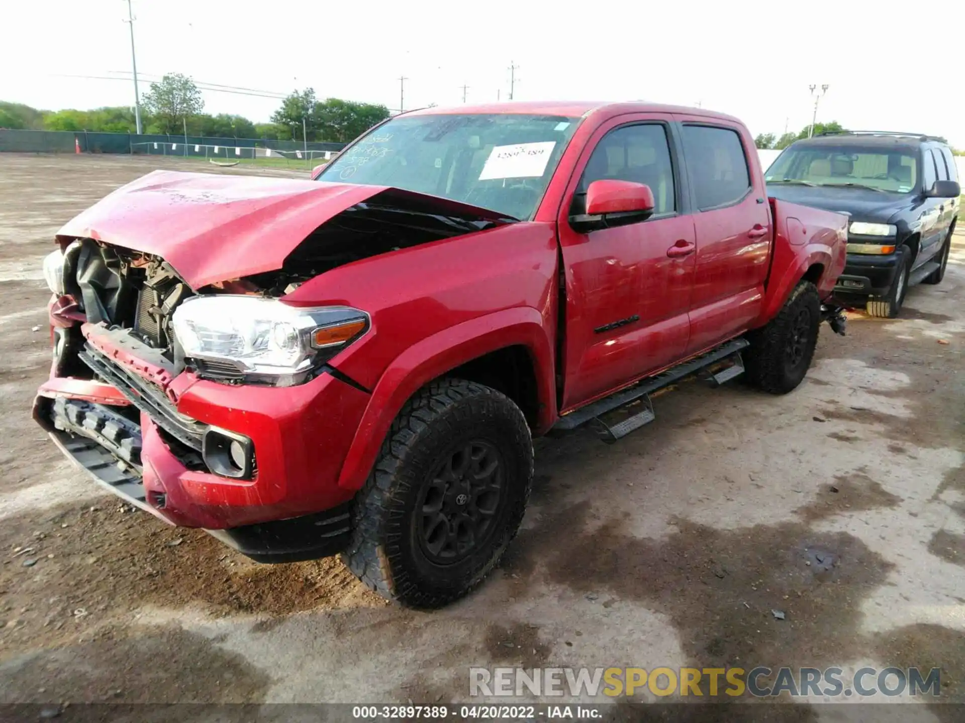 2 Photograph of a damaged car 3TMAZ5CN5LM139878 TOYOTA TACOMA 2WD 2020