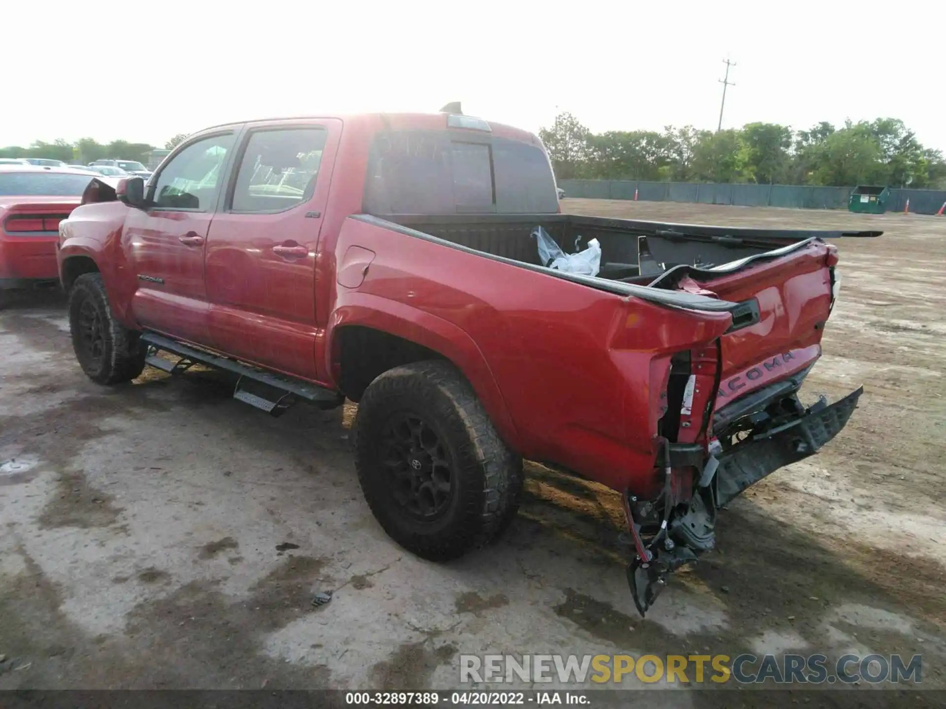 3 Photograph of a damaged car 3TMAZ5CN5LM139878 TOYOTA TACOMA 2WD 2020