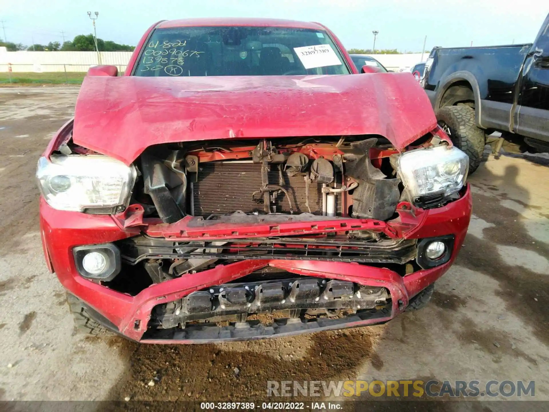 6 Photograph of a damaged car 3TMAZ5CN5LM139878 TOYOTA TACOMA 2WD 2020