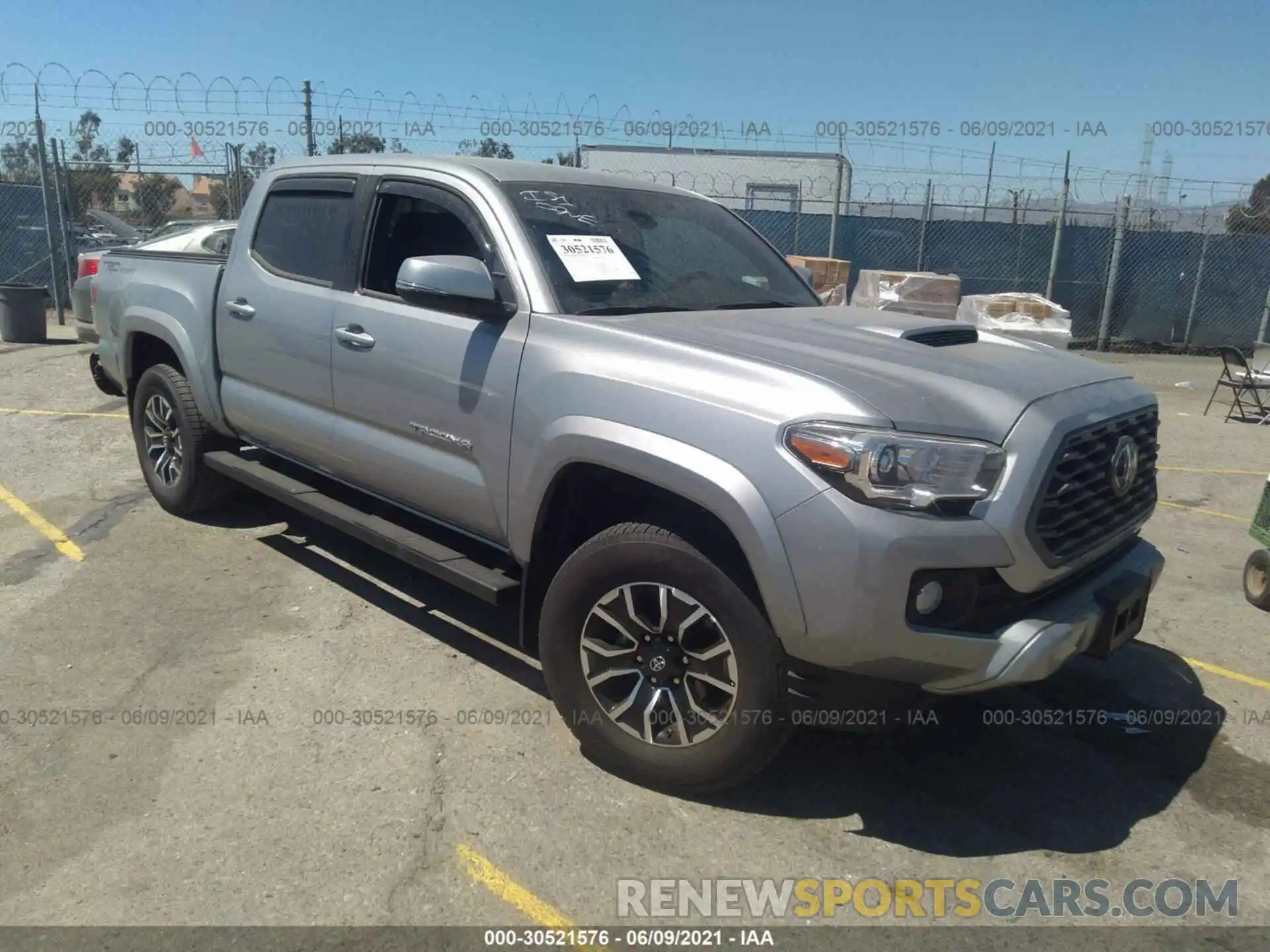 1 Photograph of a damaged car 3TMAZ5CN5LM140044 TOYOTA TACOMA 2WD 2020