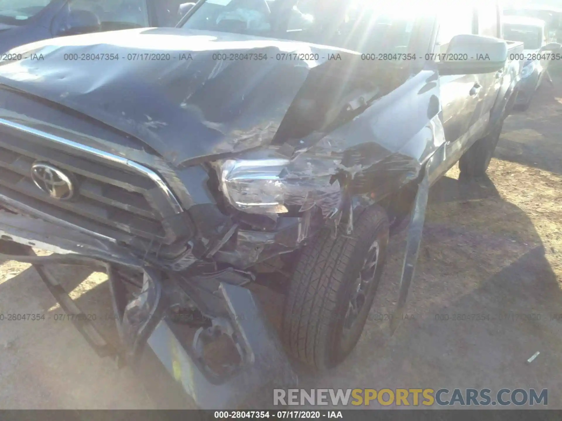 6 Photograph of a damaged car 3TMAZ5CN6LM119624 TOYOTA TACOMA 2WD 2020