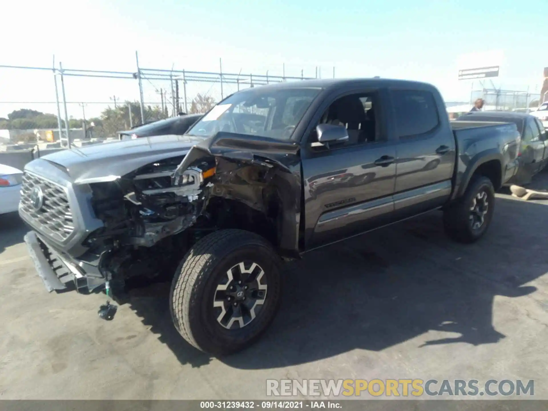 2 Photograph of a damaged car 3TMAZ5CN6LM125858 TOYOTA TACOMA 2WD 2020