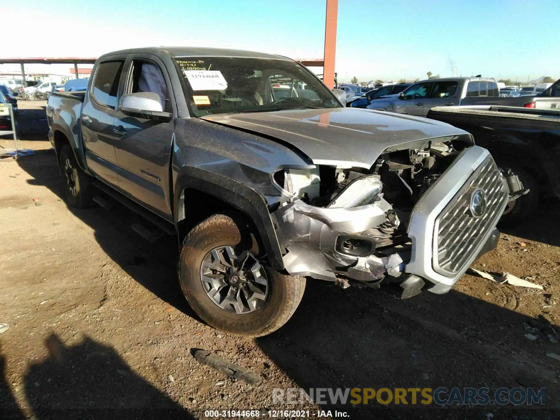 1 Photograph of a damaged car 3TMAZ5CN7LM115193 TOYOTA TACOMA 2WD 2020