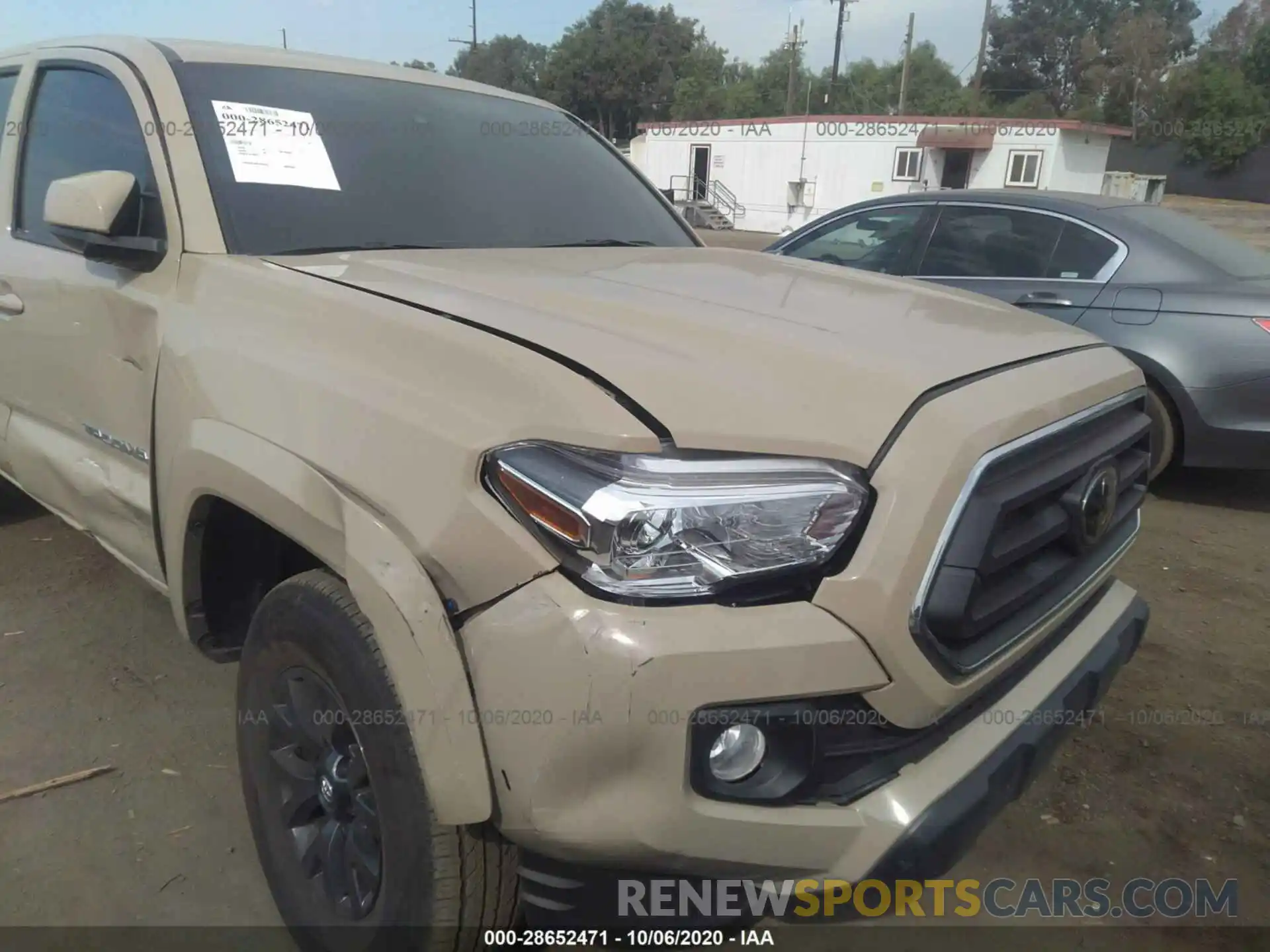 6 Photograph of a damaged car 3TMAZ5CN7LM115971 TOYOTA TACOMA 2WD 2020