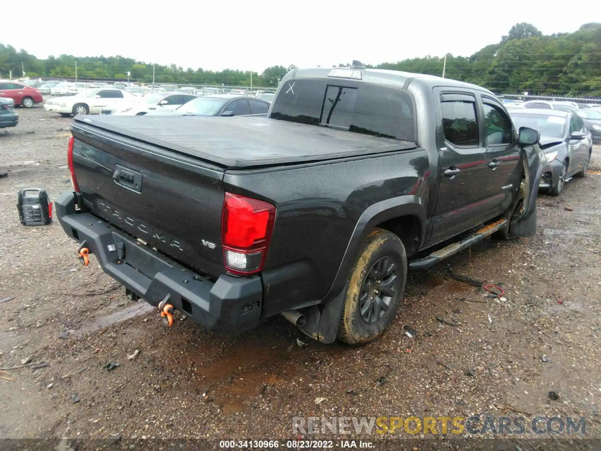 4 Фотография поврежденного автомобиля 3TMAZ5CN7LM118272 TOYOTA TACOMA 2WD 2020