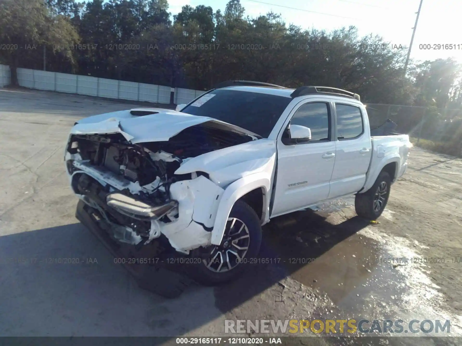 2 Photograph of a damaged car 3TMAZ5CN7LM124198 TOYOTA TACOMA 2WD 2020