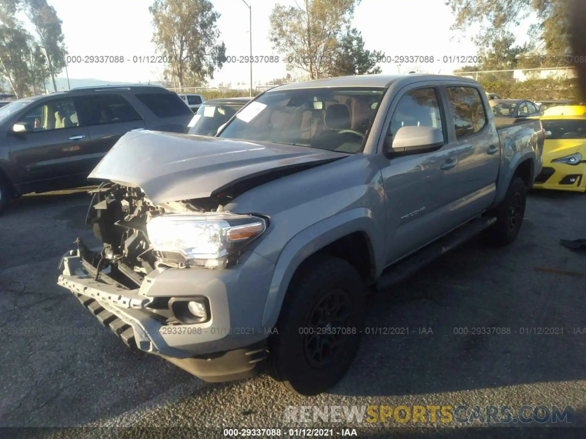 2 Photograph of a damaged car 3TMAZ5CN7LM132365 TOYOTA TACOMA 2WD 2020