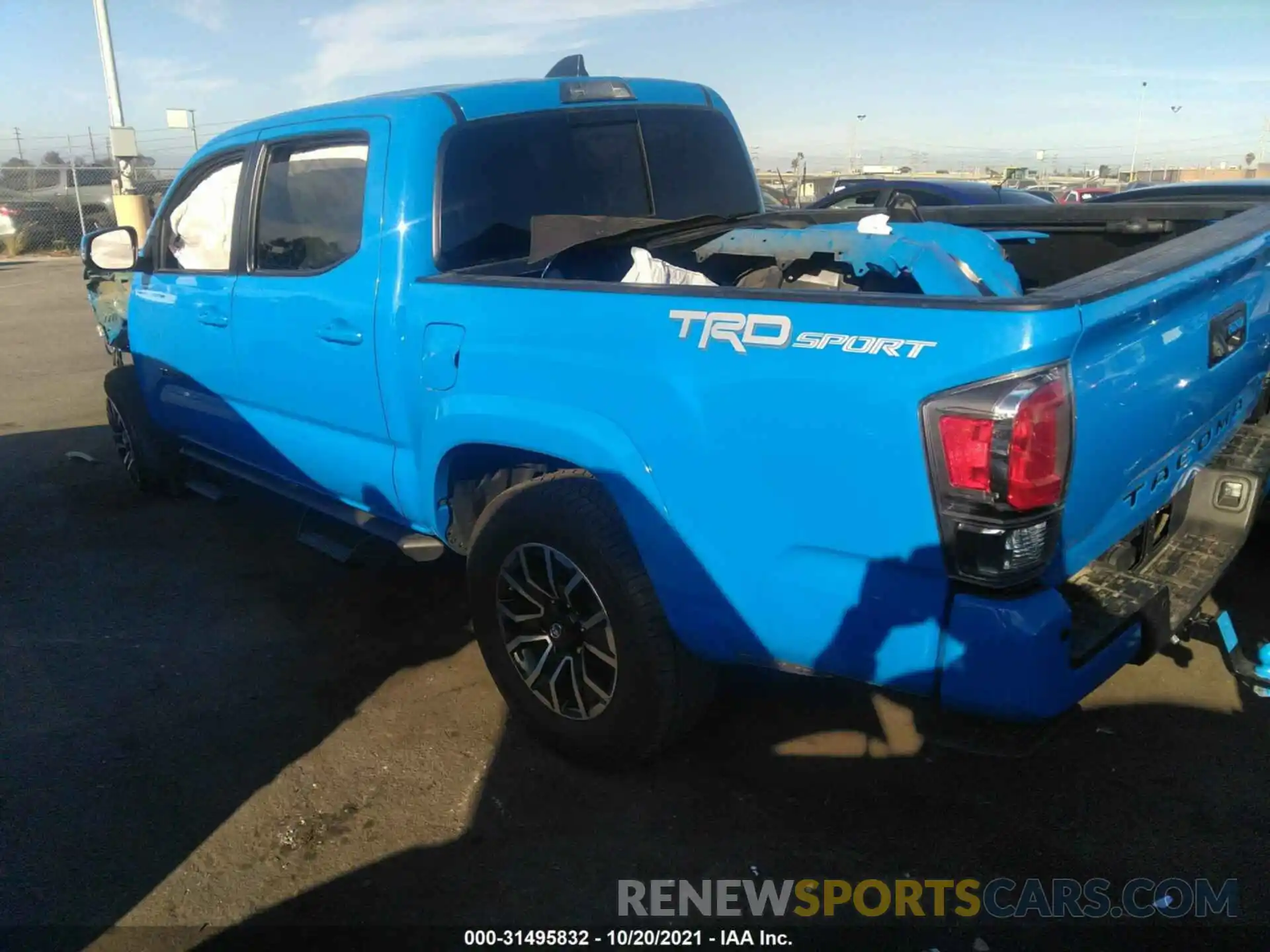 3 Photograph of a damaged car 3TMAZ5CN7LM136609 TOYOTA TACOMA 2WD 2020