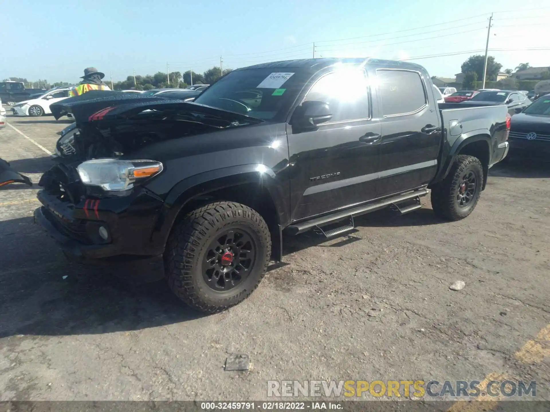 2 Photograph of a damaged car 3TMAZ5CN8LM116658 TOYOTA TACOMA 2WD 2020