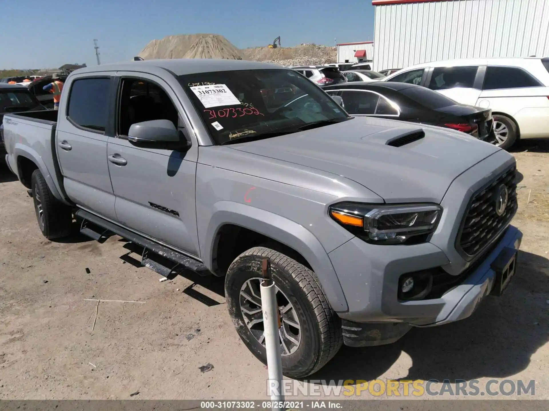 1 Photograph of a damaged car 3TMAZ5CN8LM119818 TOYOTA TACOMA 2WD 2020