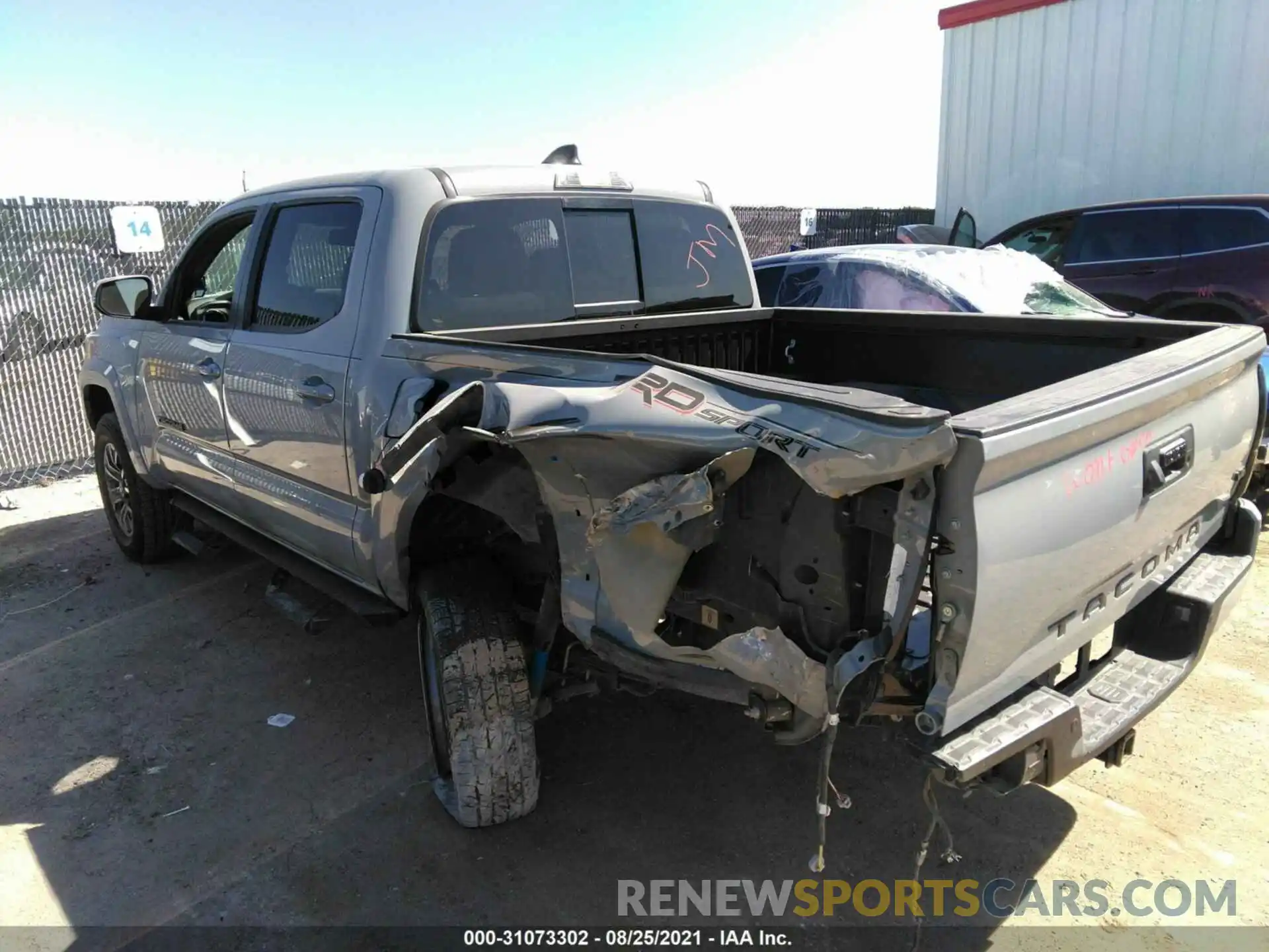 6 Photograph of a damaged car 3TMAZ5CN8LM119818 TOYOTA TACOMA 2WD 2020