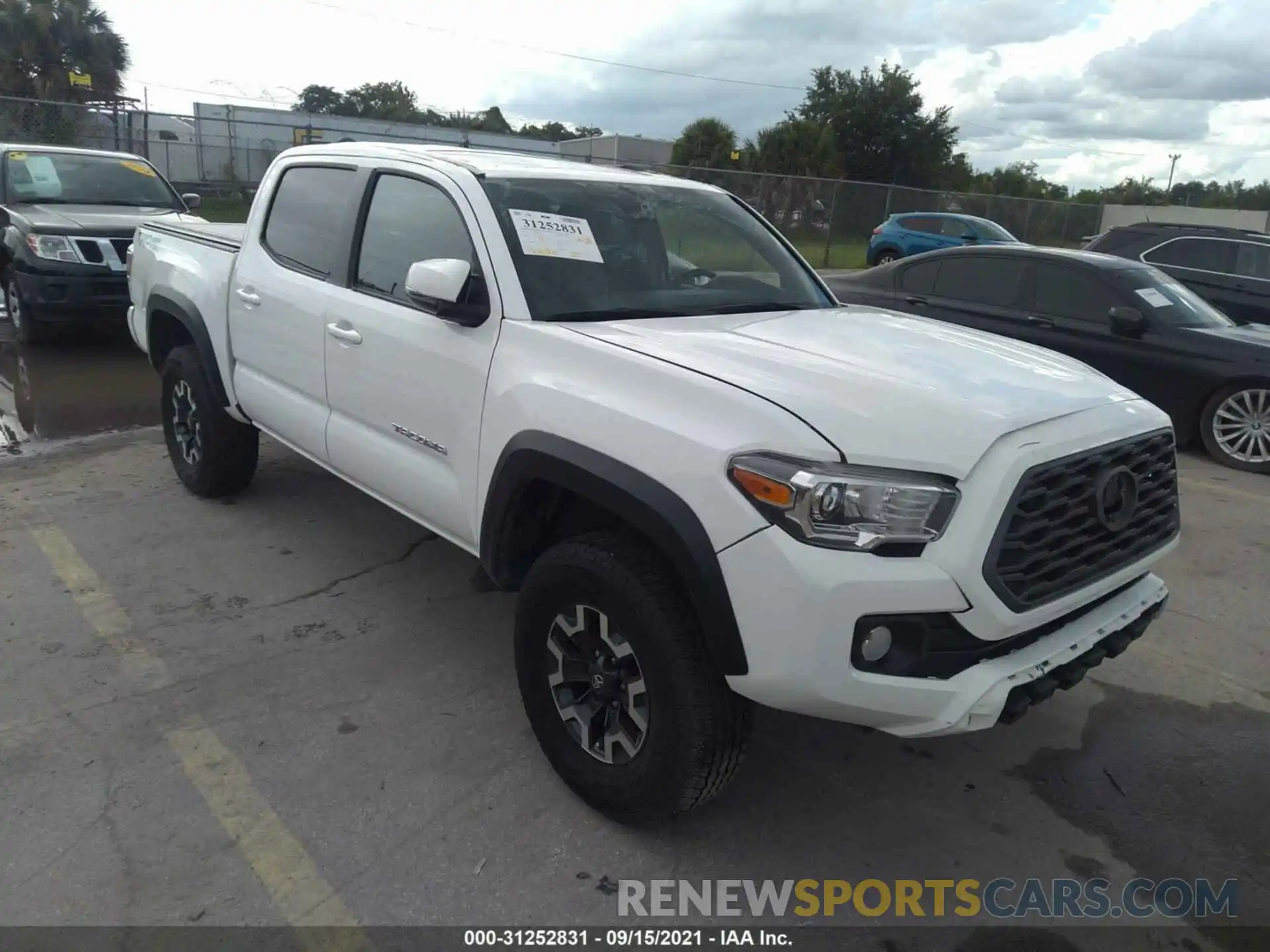 1 Photograph of a damaged car 3TMAZ5CN8LM127238 TOYOTA TACOMA 2WD 2020