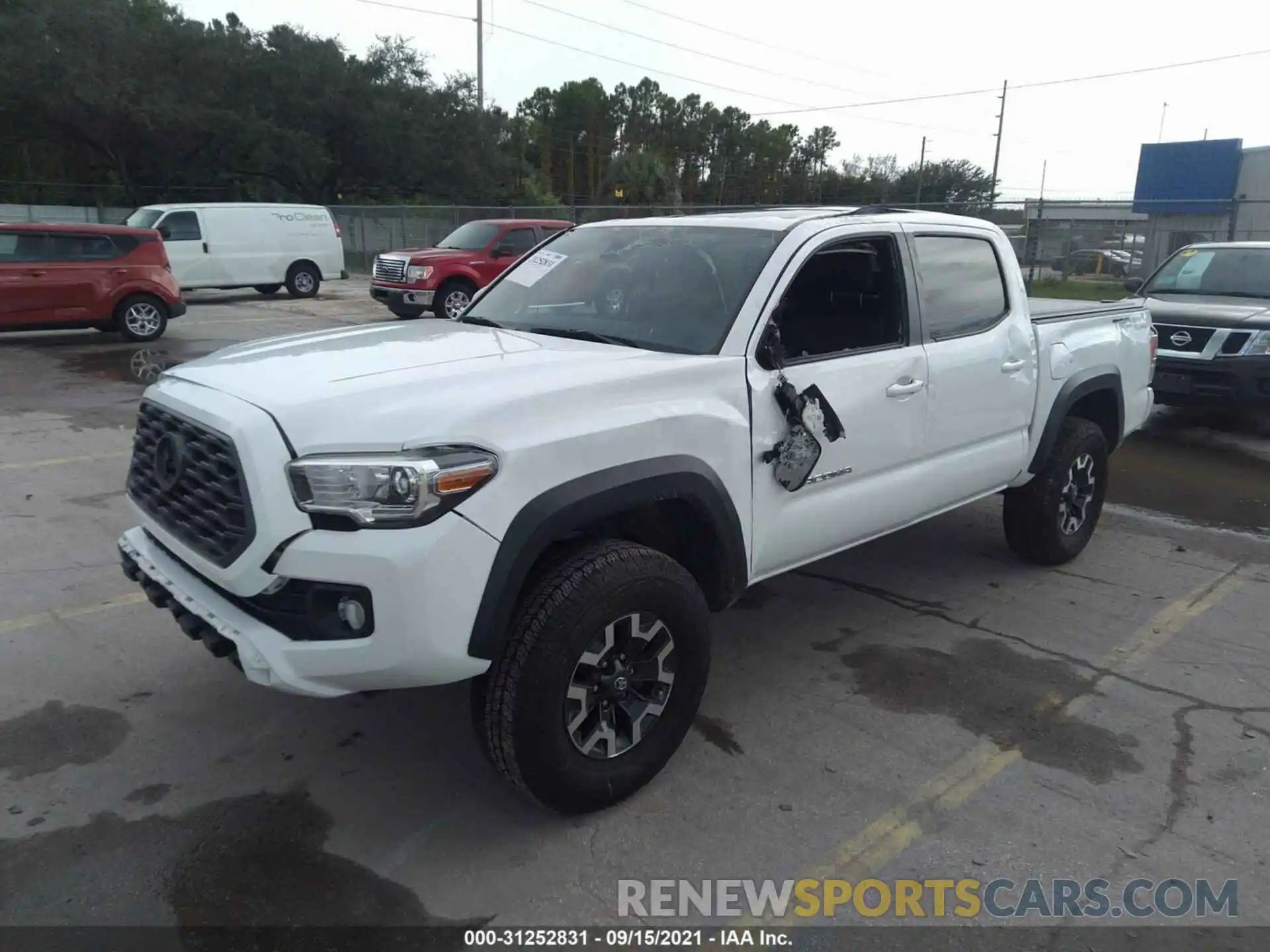 2 Photograph of a damaged car 3TMAZ5CN8LM127238 TOYOTA TACOMA 2WD 2020