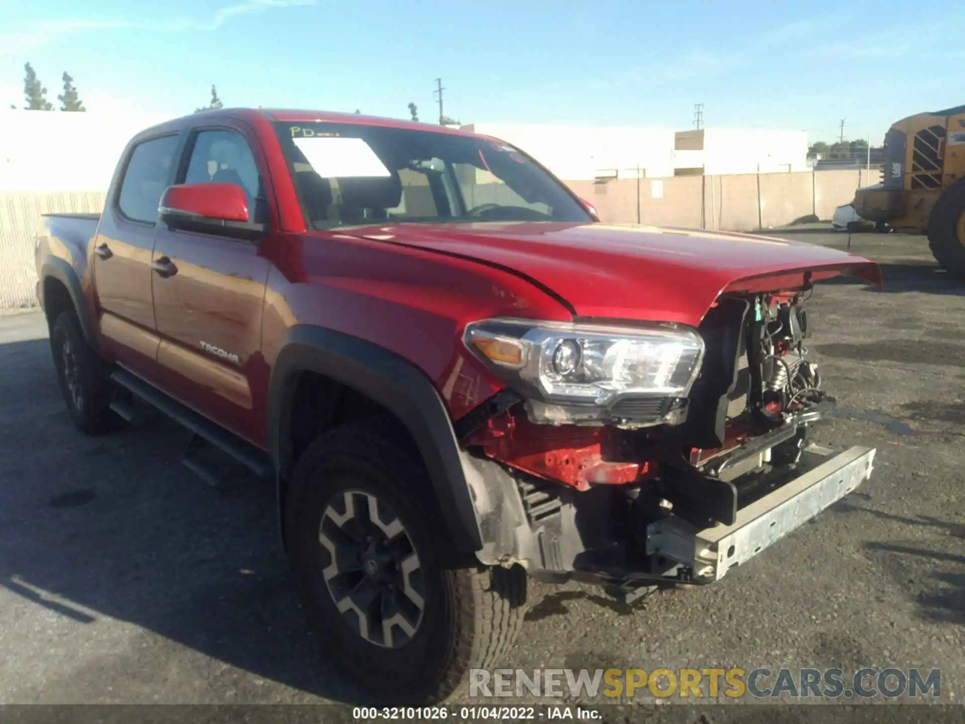 1 Photograph of a damaged car 3TMAZ5CN8LM128566 TOYOTA TACOMA 2WD 2020