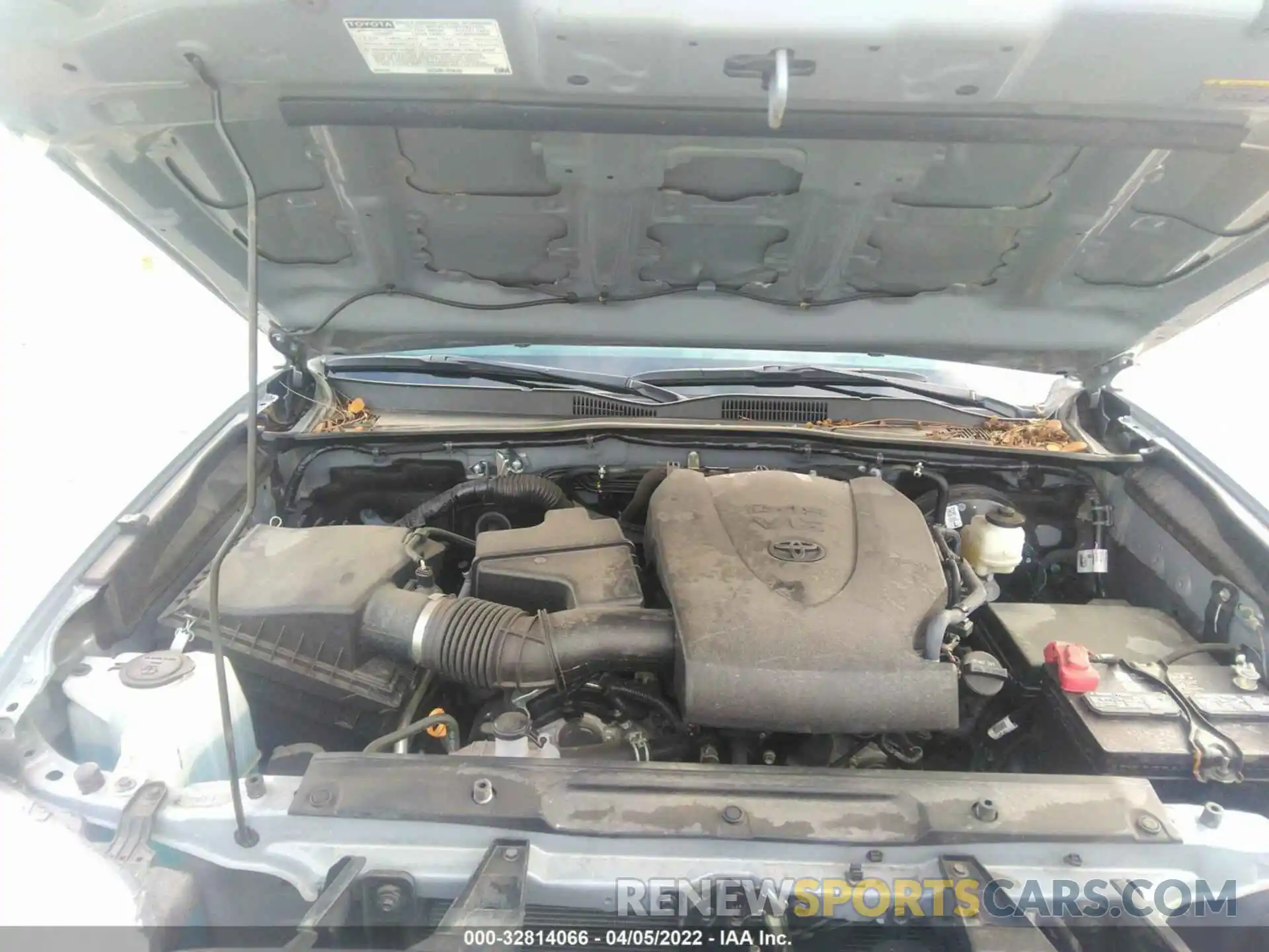 10 Photograph of a damaged car 3TMAZ5CN8LM132438 TOYOTA TACOMA 2WD 2020