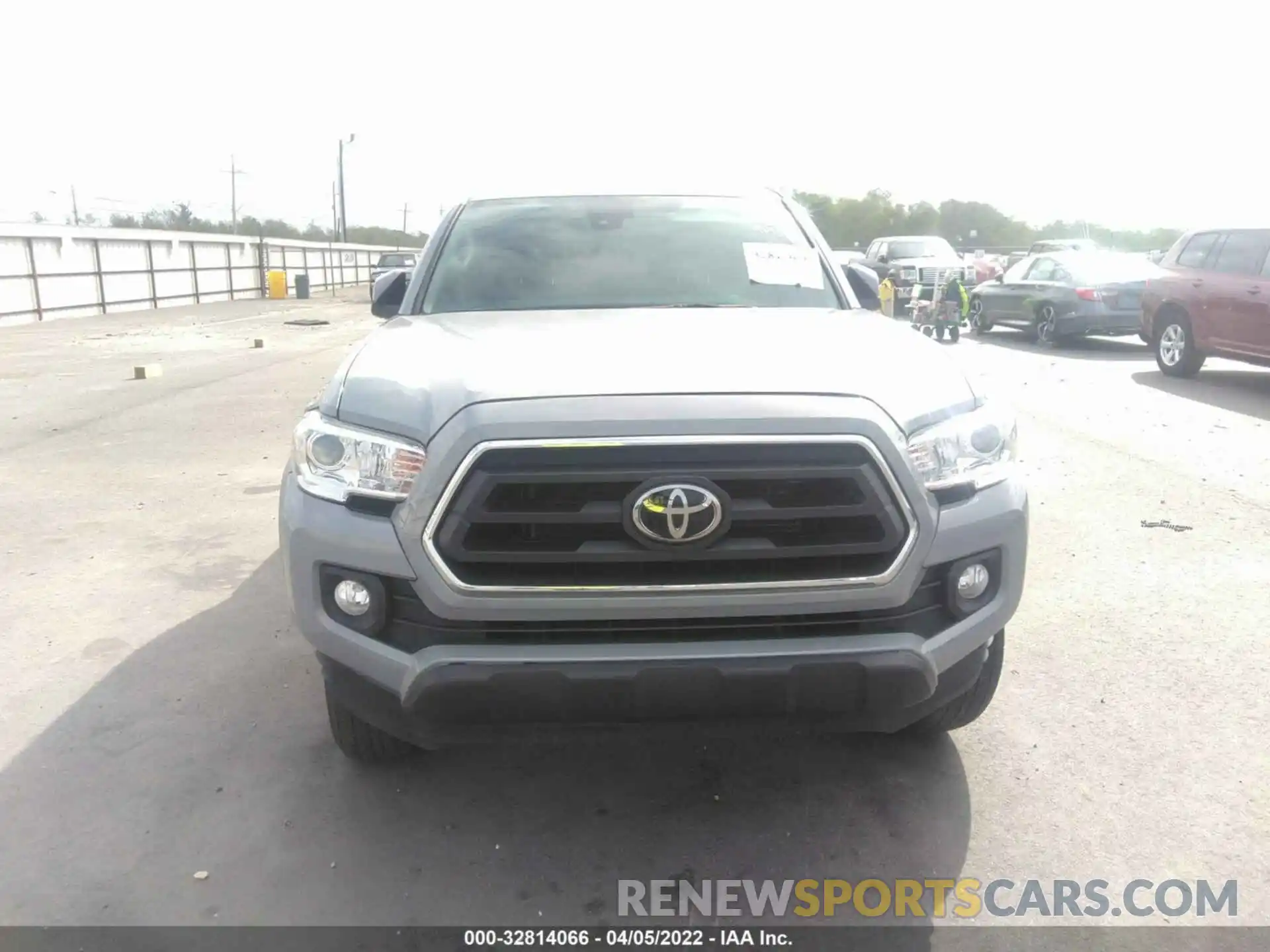 6 Photograph of a damaged car 3TMAZ5CN8LM132438 TOYOTA TACOMA 2WD 2020