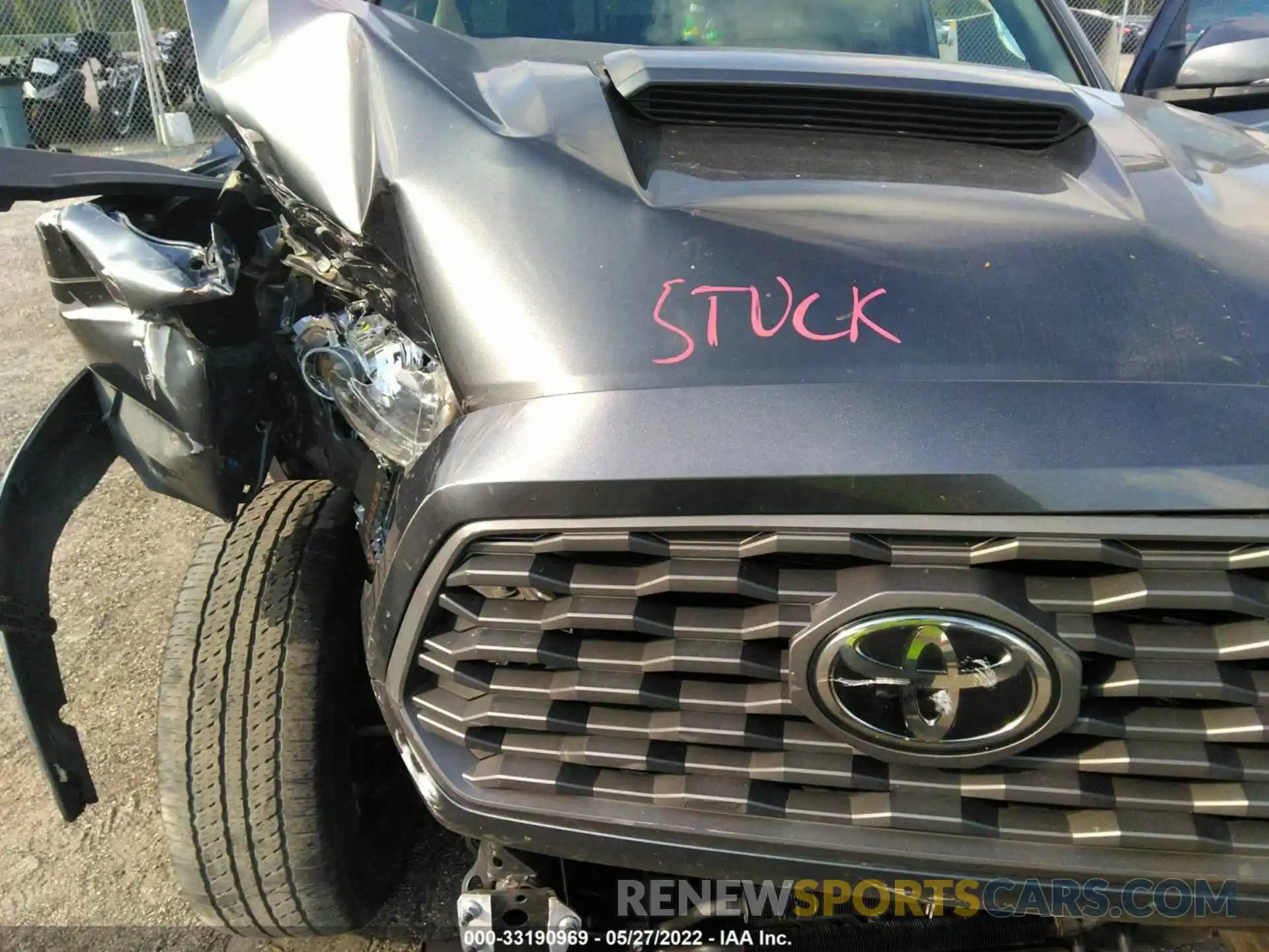 10 Photograph of a damaged car 3TMAZ5CN9LM114773 TOYOTA TACOMA 2WD 2020