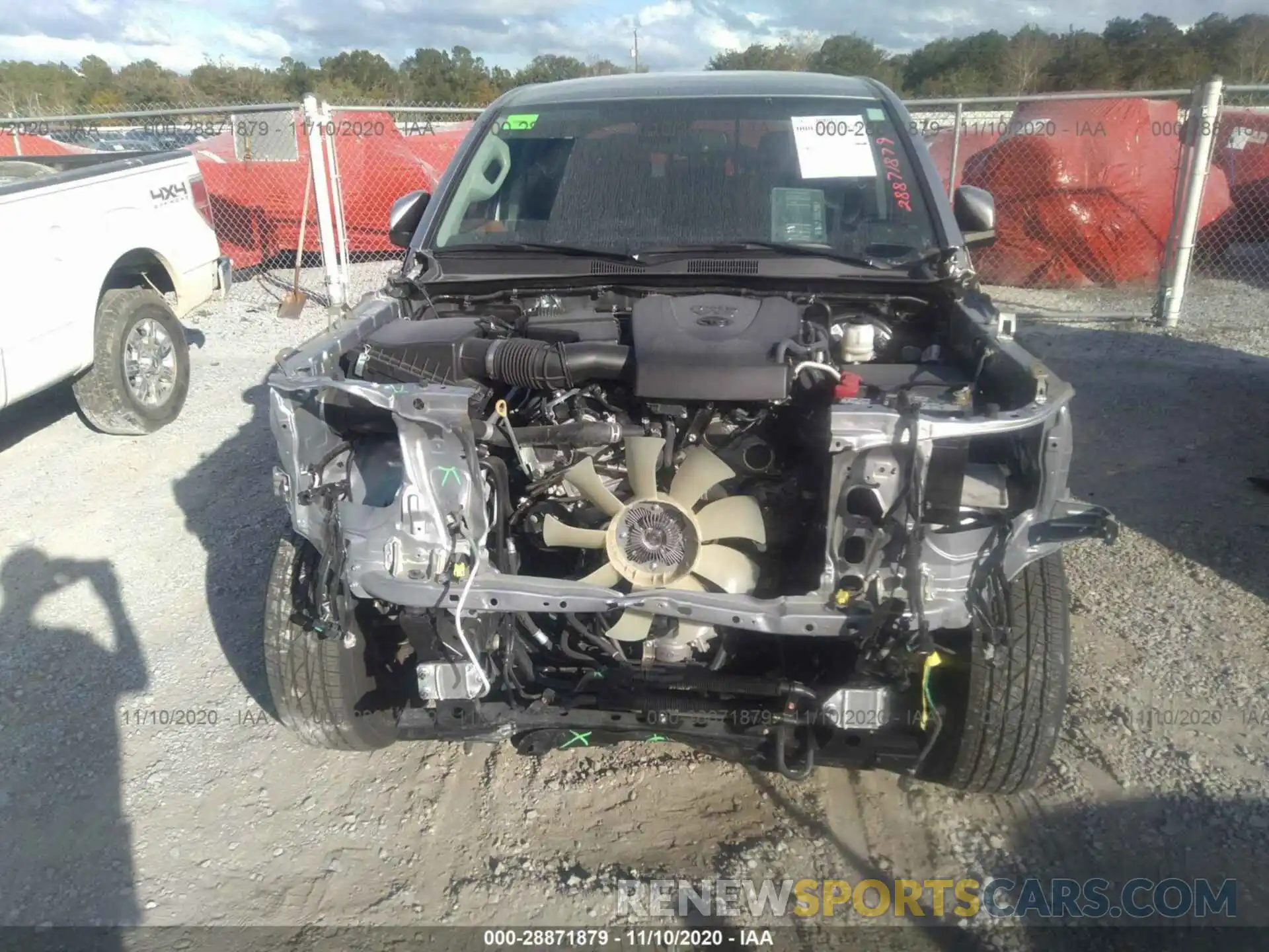 6 Фотография поврежденного автомобиля 3TMAZ5CN9LM119942 TOYOTA TACOMA 2WD 2020