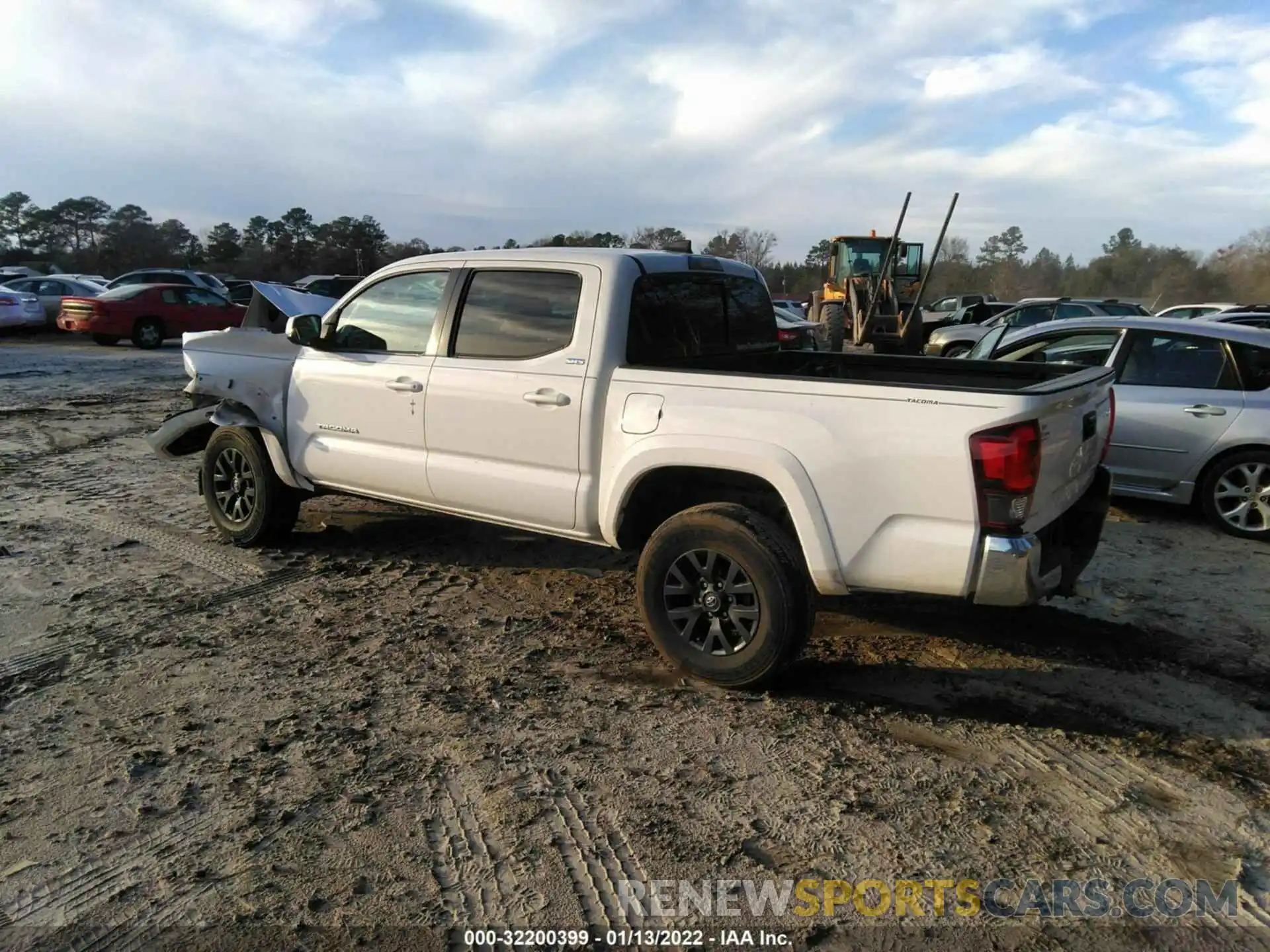 3 Photograph of a damaged car 3TMAZ5CN9LM122579 TOYOTA TACOMA 2WD 2020