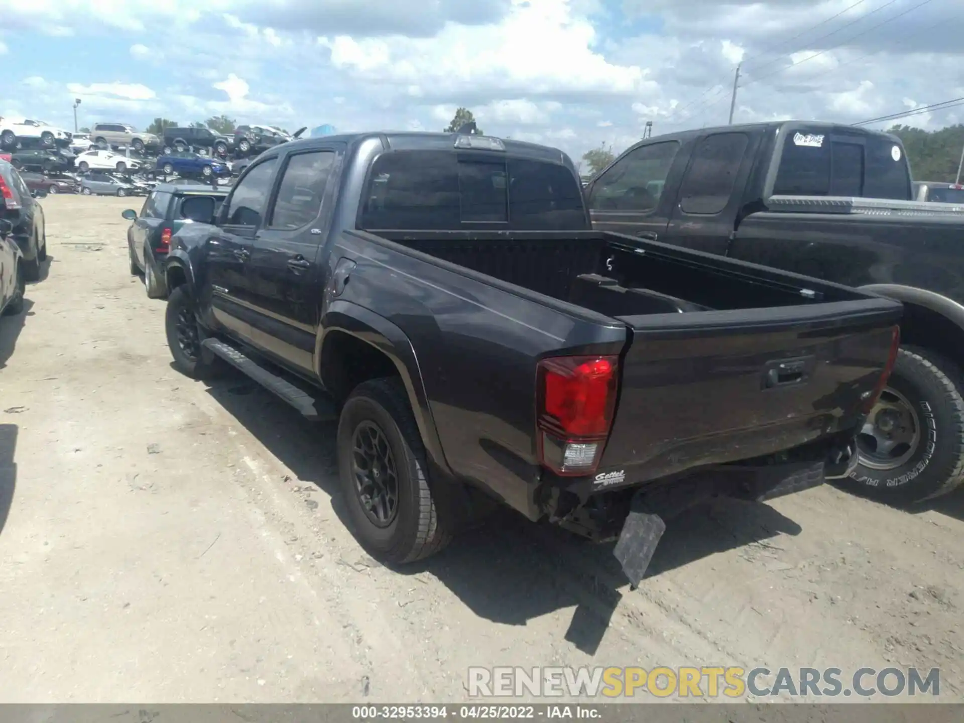 3 Photograph of a damaged car 3TMAZ5CN9LM130469 TOYOTA TACOMA 2WD 2020