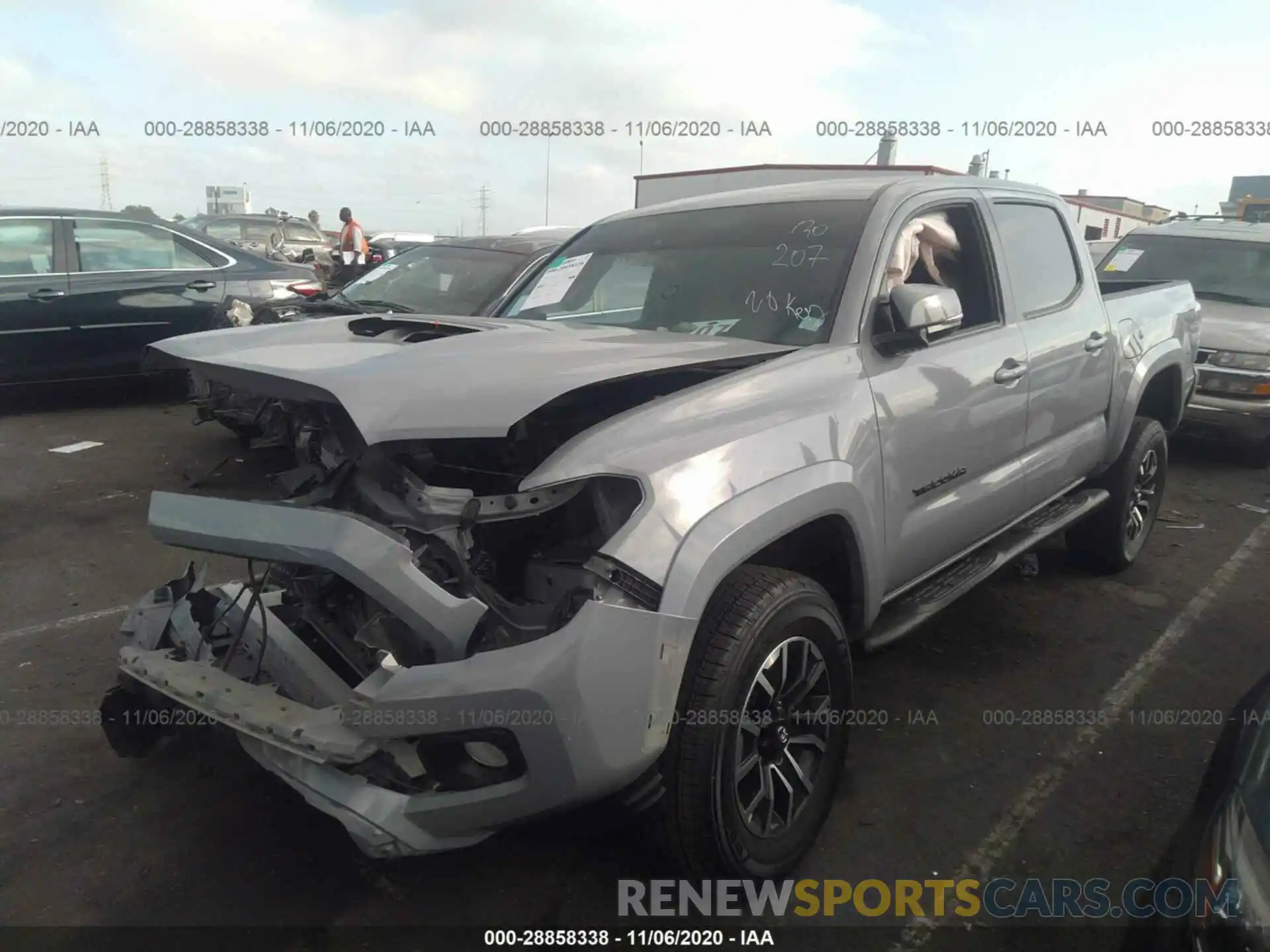 2 Фотография поврежденного автомобиля 3TMAZ5CN9LM134957 TOYOTA TACOMA 2WD 2020